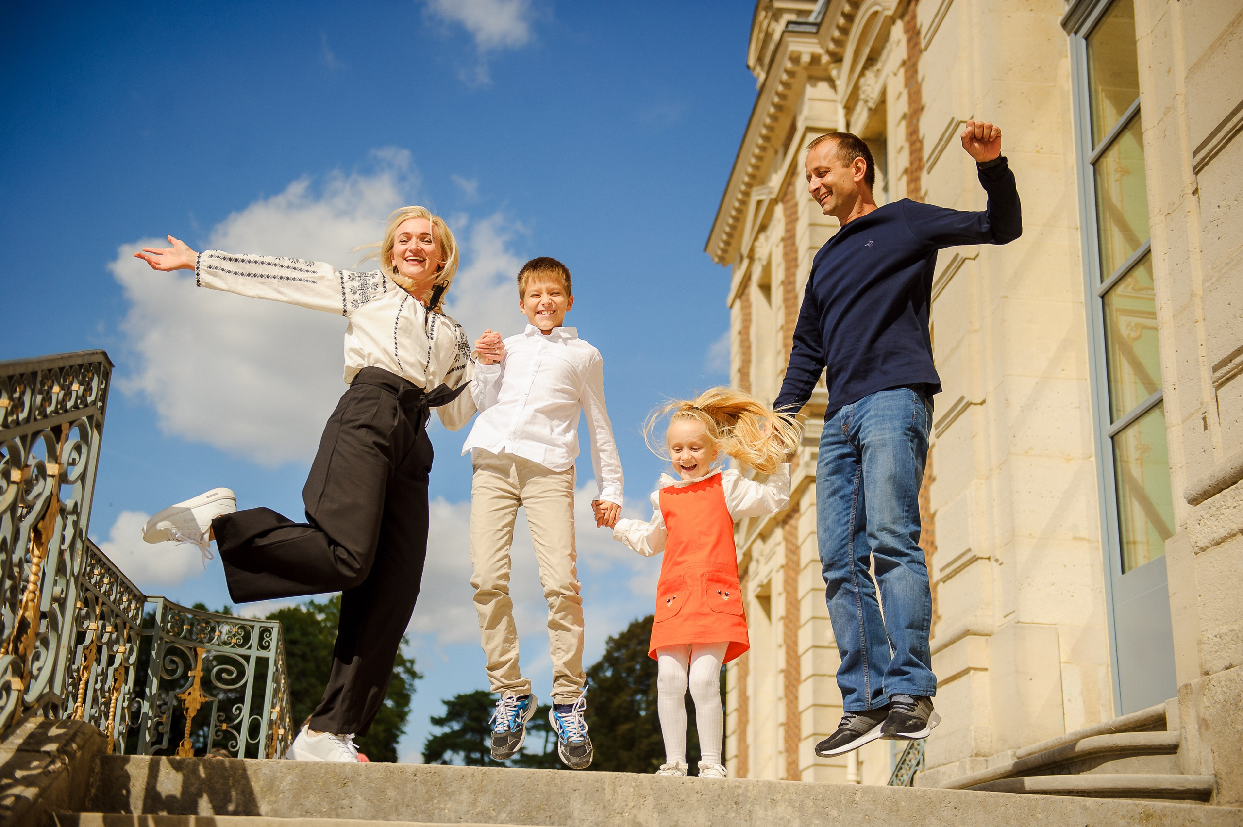 Fam. Moga (Domaine de Sceaux) Paris. Fotograf de nunta Ion Cobzac