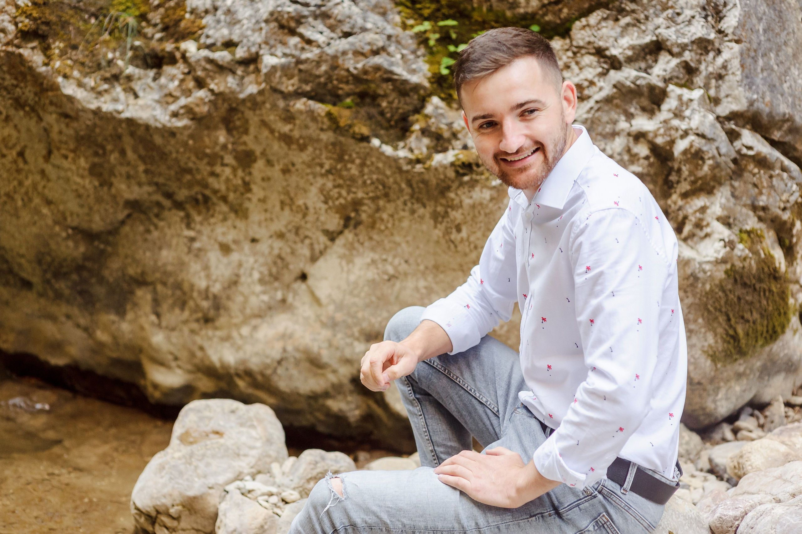 Mihai & Irina (Lacul Rosu, Cheile Bicazului). Fotograf de nunta Ion Cobzac