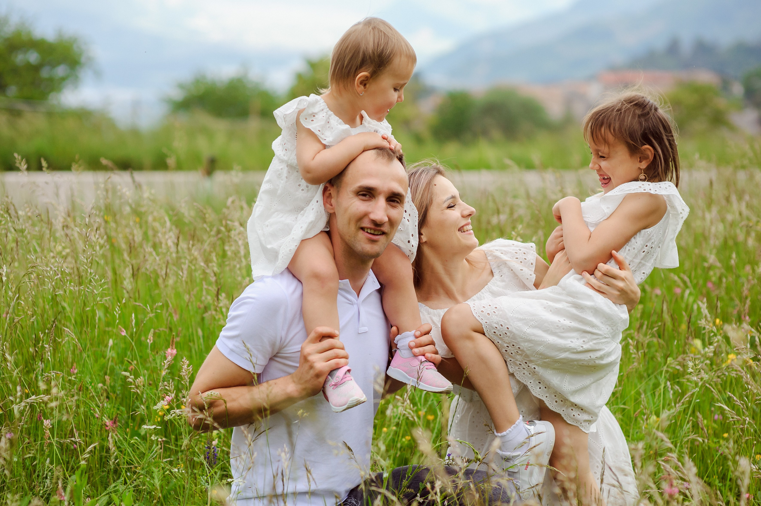 Fam. Miron (Trento). Fotograf de nunta Ion Cobzac