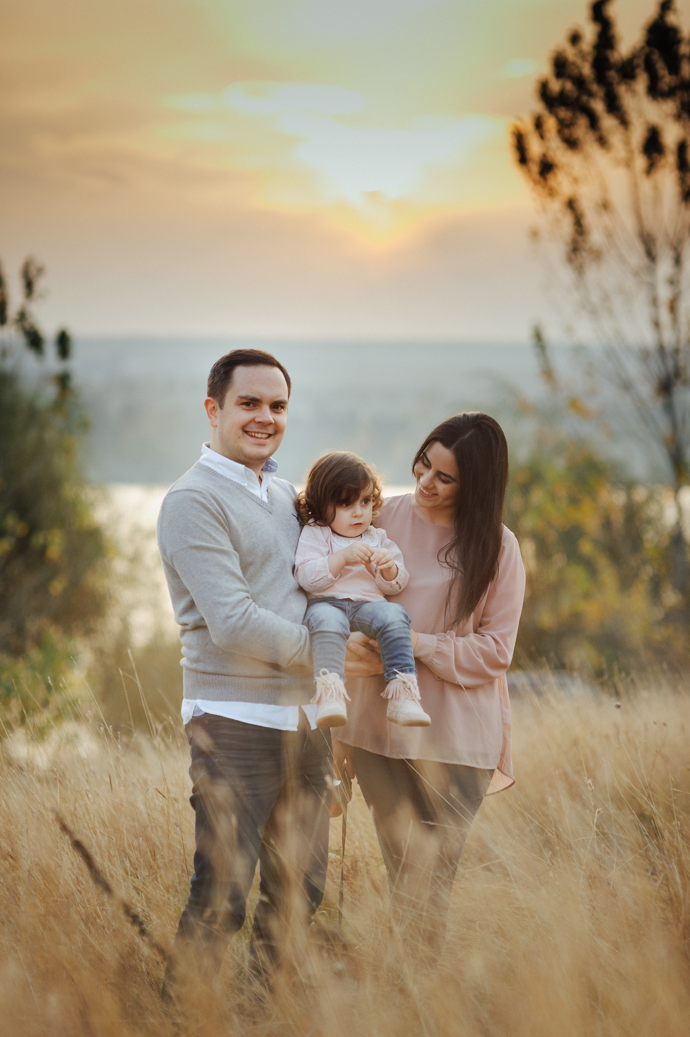 Fam. Lupusor. Fotograf de nunta Ion Cobzac