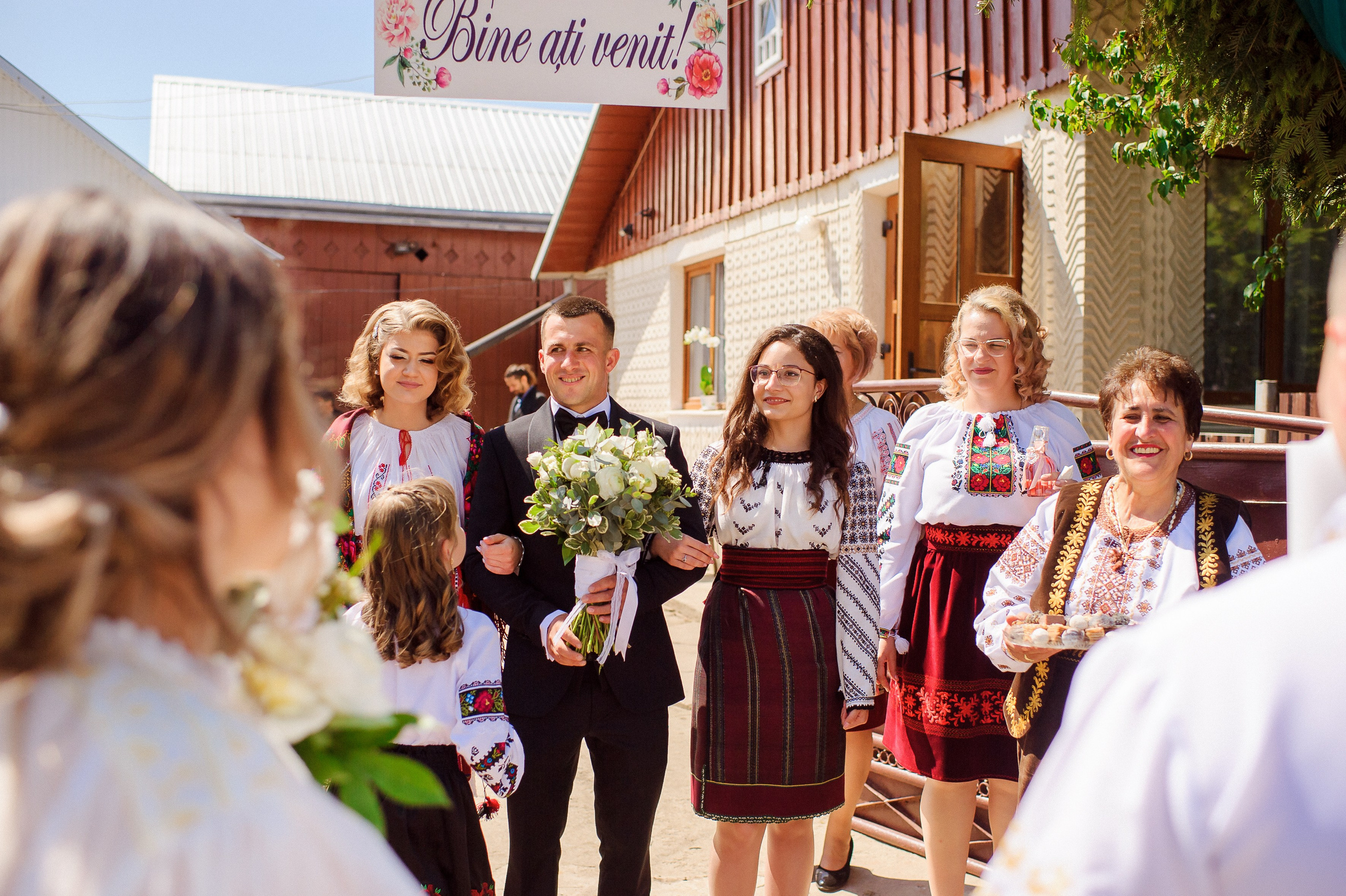 Ovidiu & Mgdalena (Suceava). Fotograf de nunta Ion Cobzac