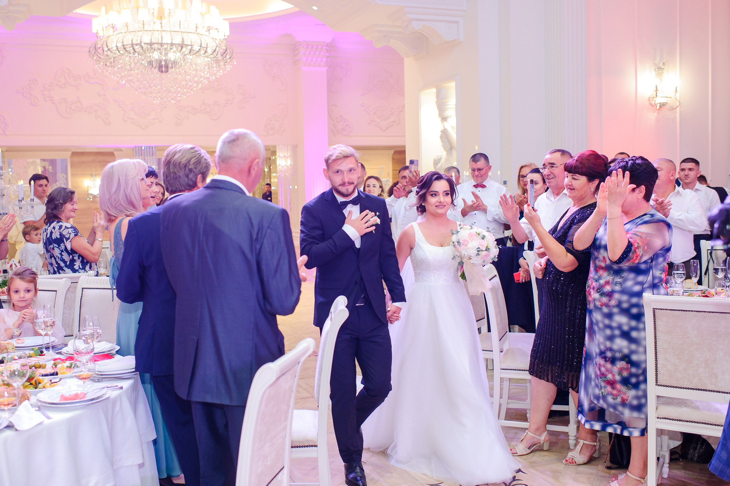 Marin & Doina. Fotograf de nunta Ion Cobzac