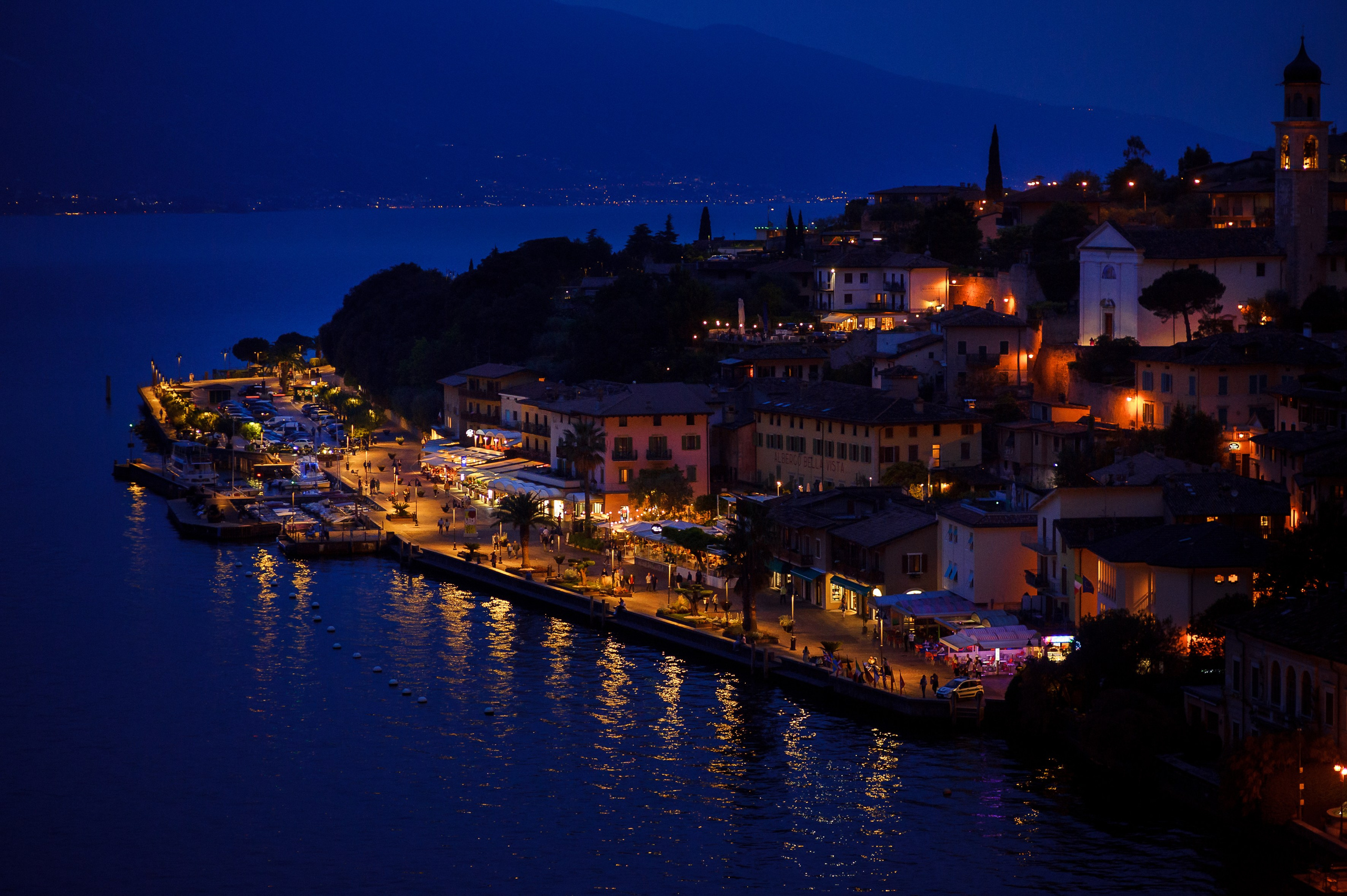 Fam. Miron (Trento). Fotograf de nunta Ion Cobzac