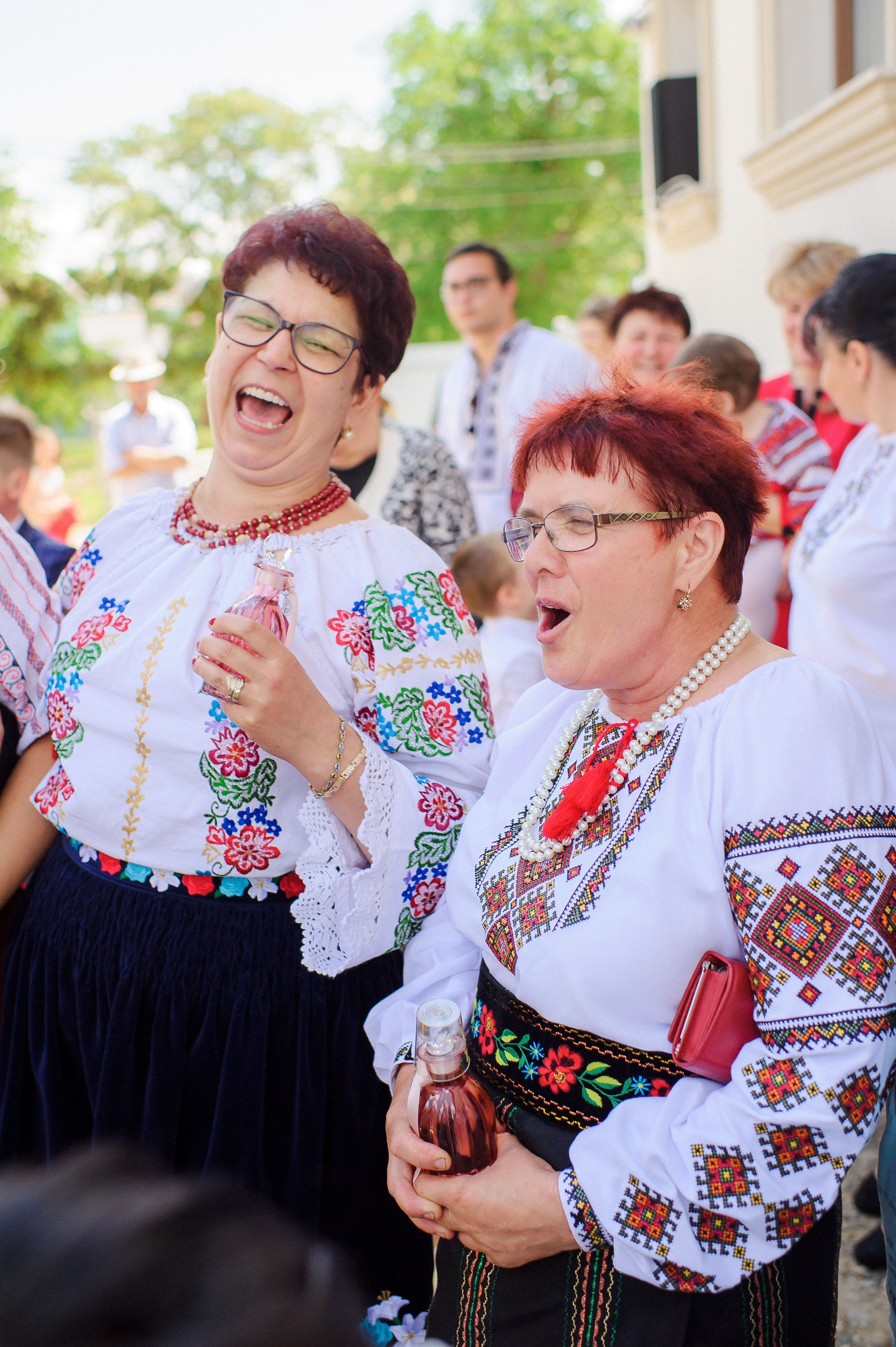 Ovidiu & Mgdalena (Suceava). Fotograf de nunta Ion Cobzac