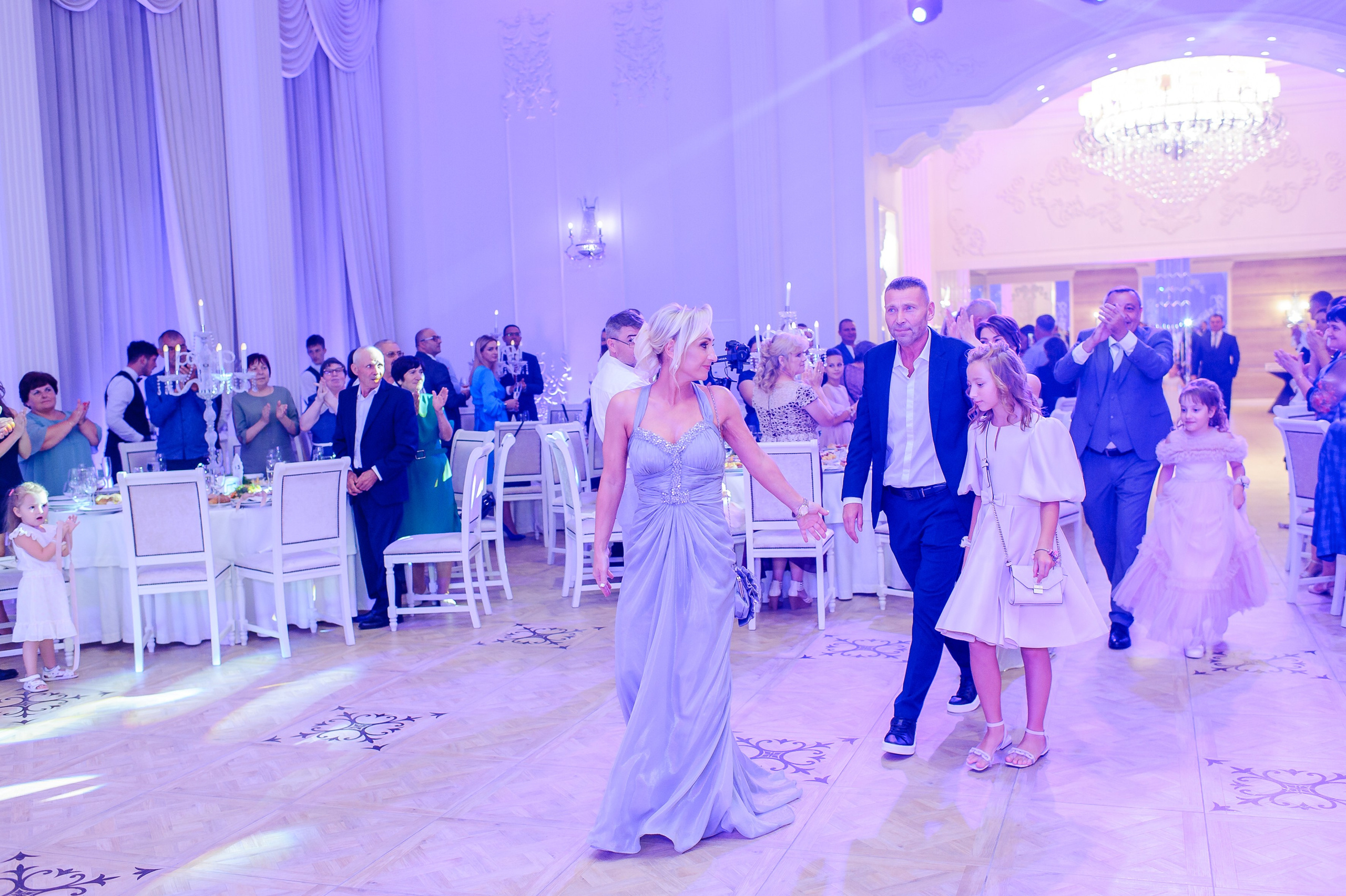 Marin & Doina. Fotograf de nunta Ion Cobzac