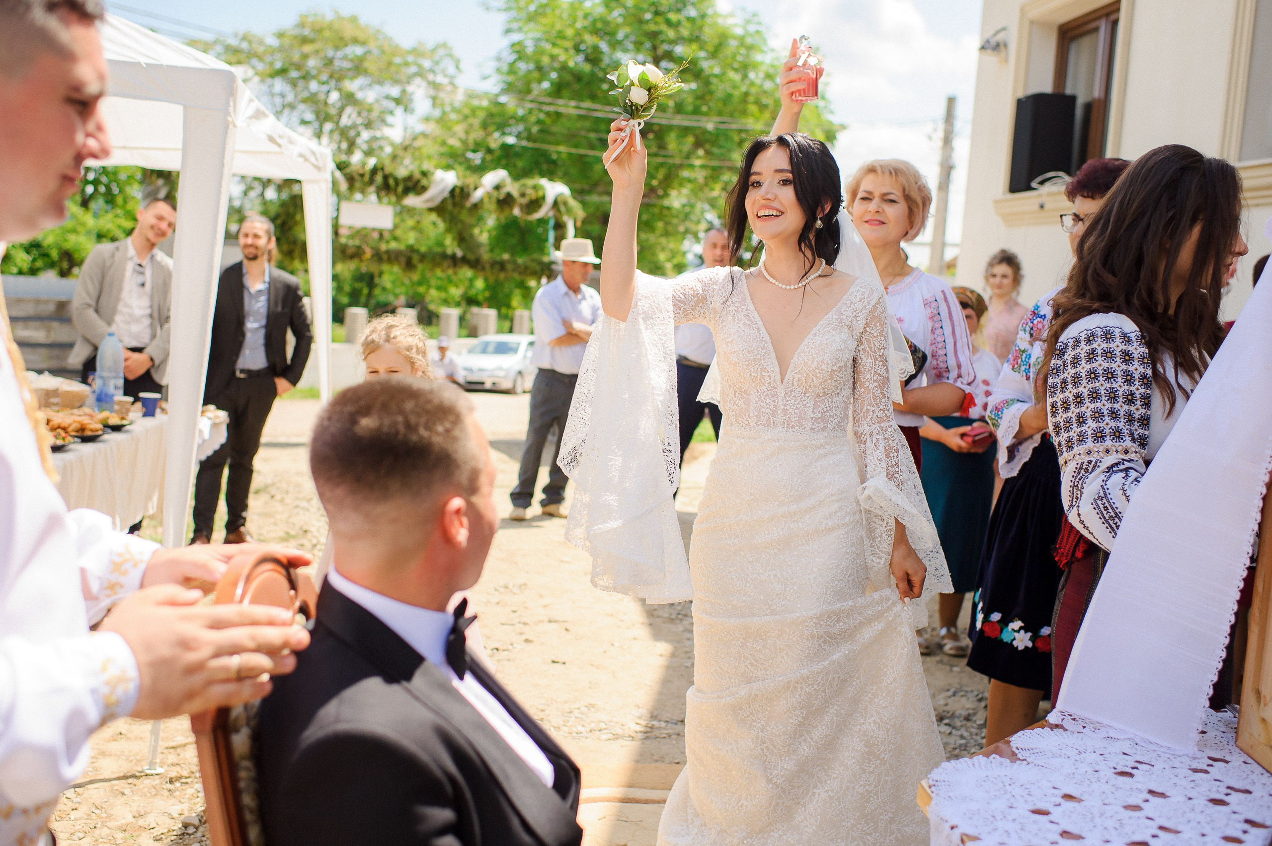 Ovidiu & Mgdalena (Suceava). Fotograf de nunta Ion Cobzac