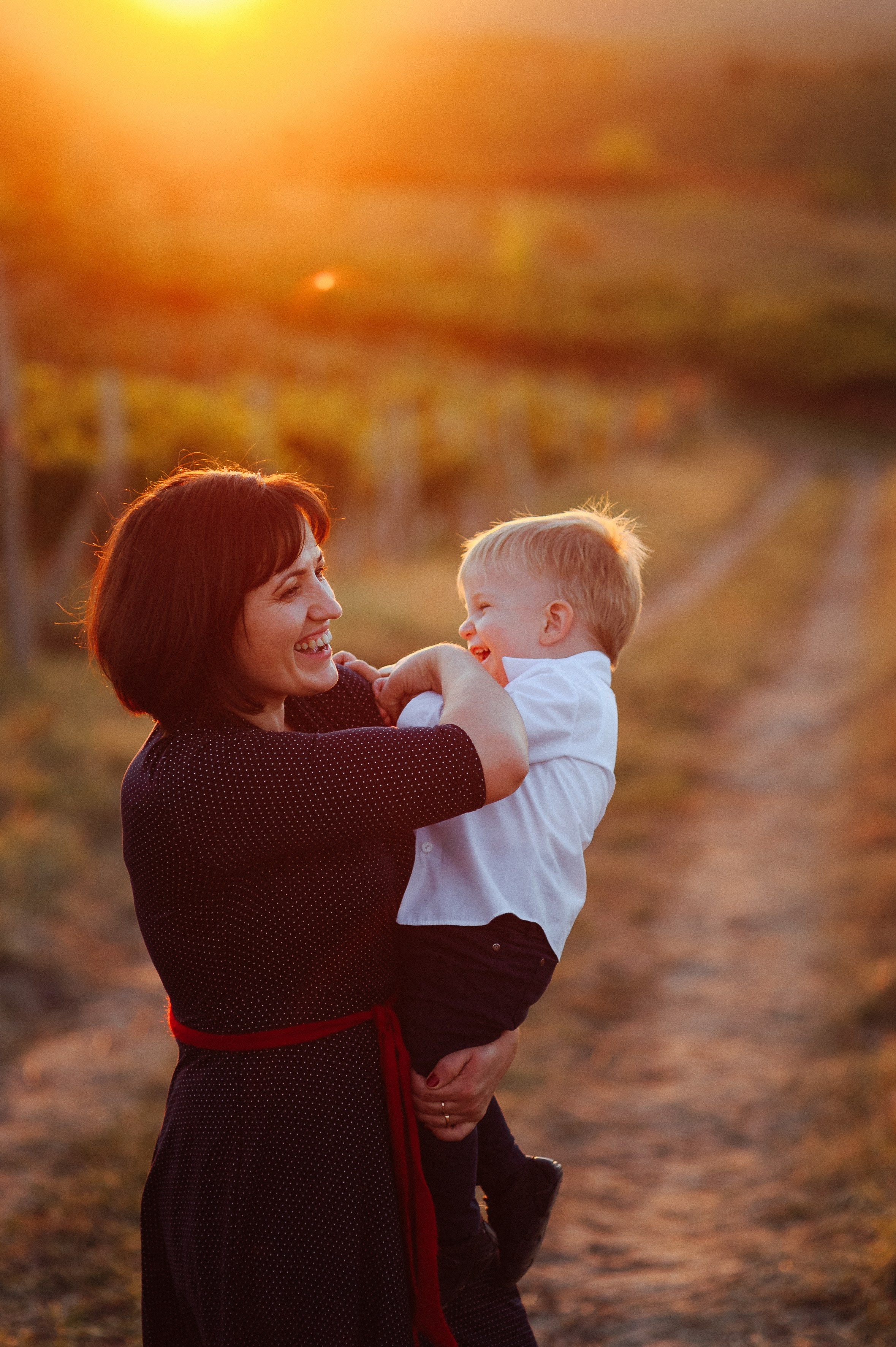 Fam. Ropot. Fotograf de nunta Ion Cobzac