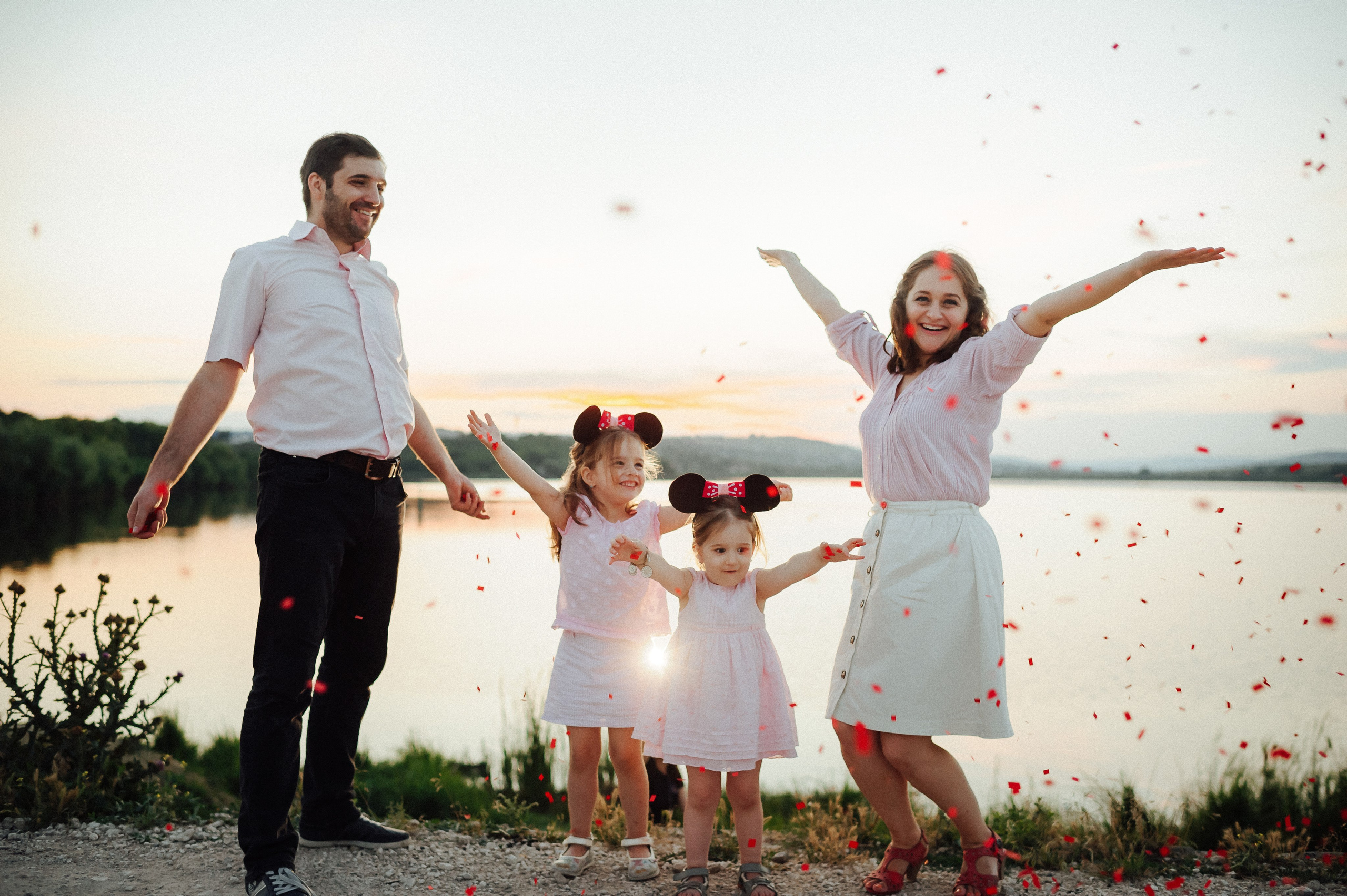 Fam. Gradinaru. Fotograf de nunta Ion Cobzac
