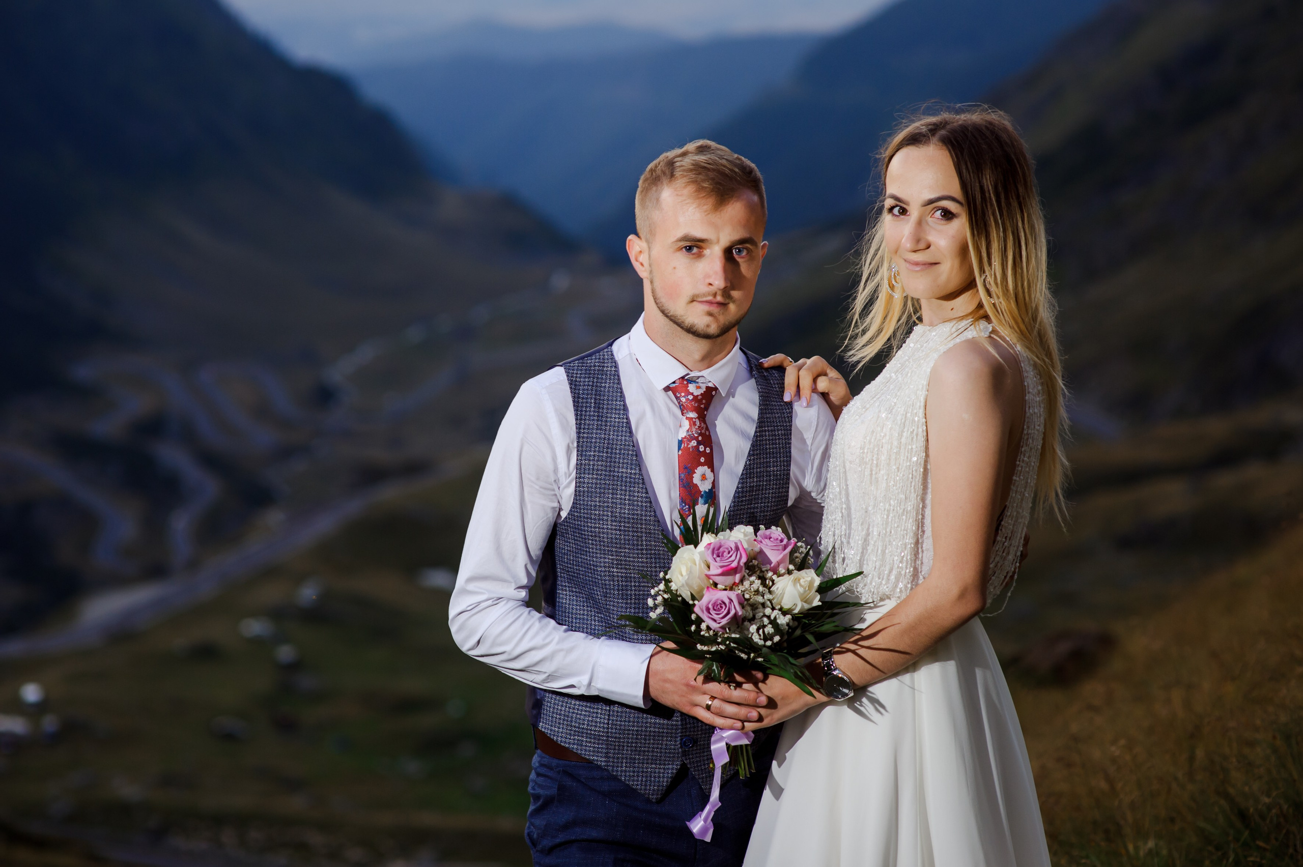 Pavel & Ana (cota 2034 Lacul Bâlea). Fotograf de nunta Ion Cobzac