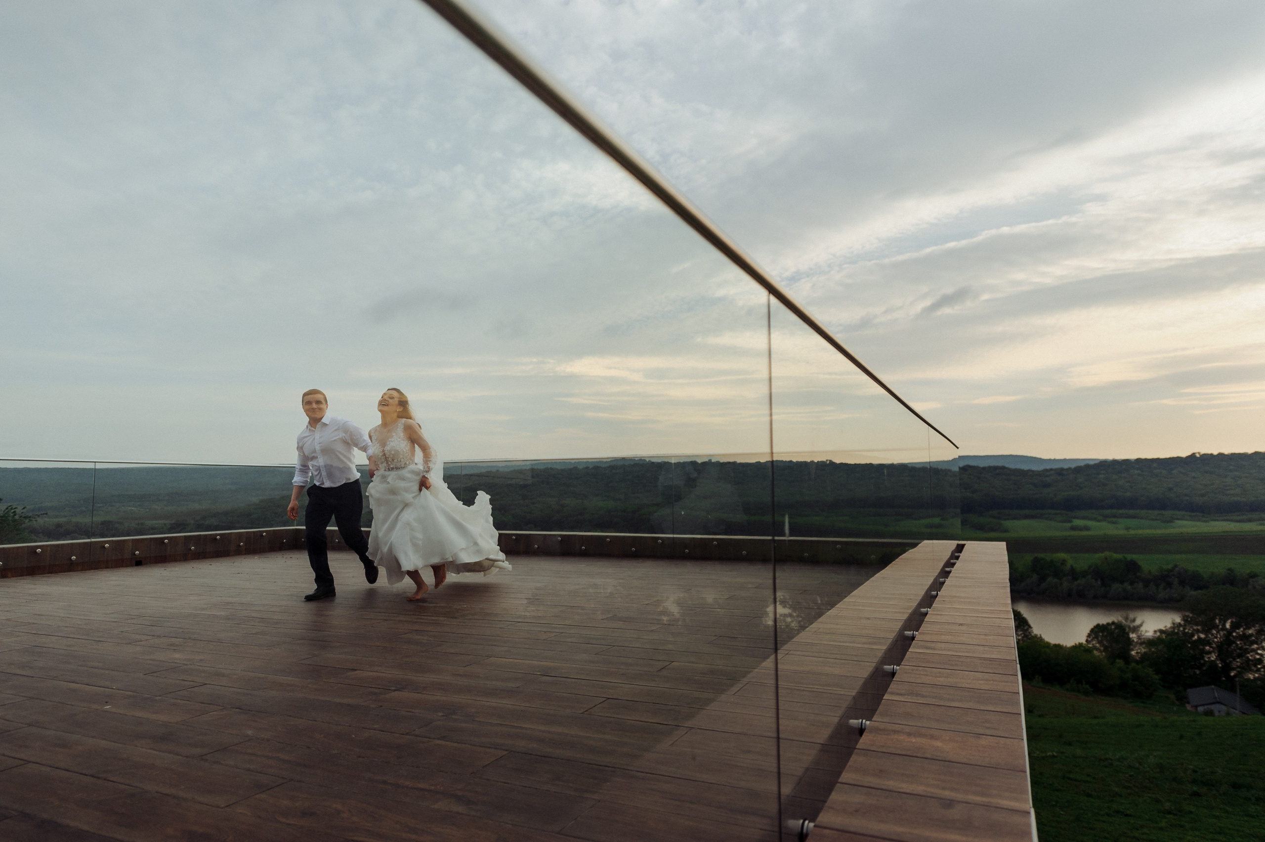 Victor & Lina. Fotograf de nunta Ion Cobzac