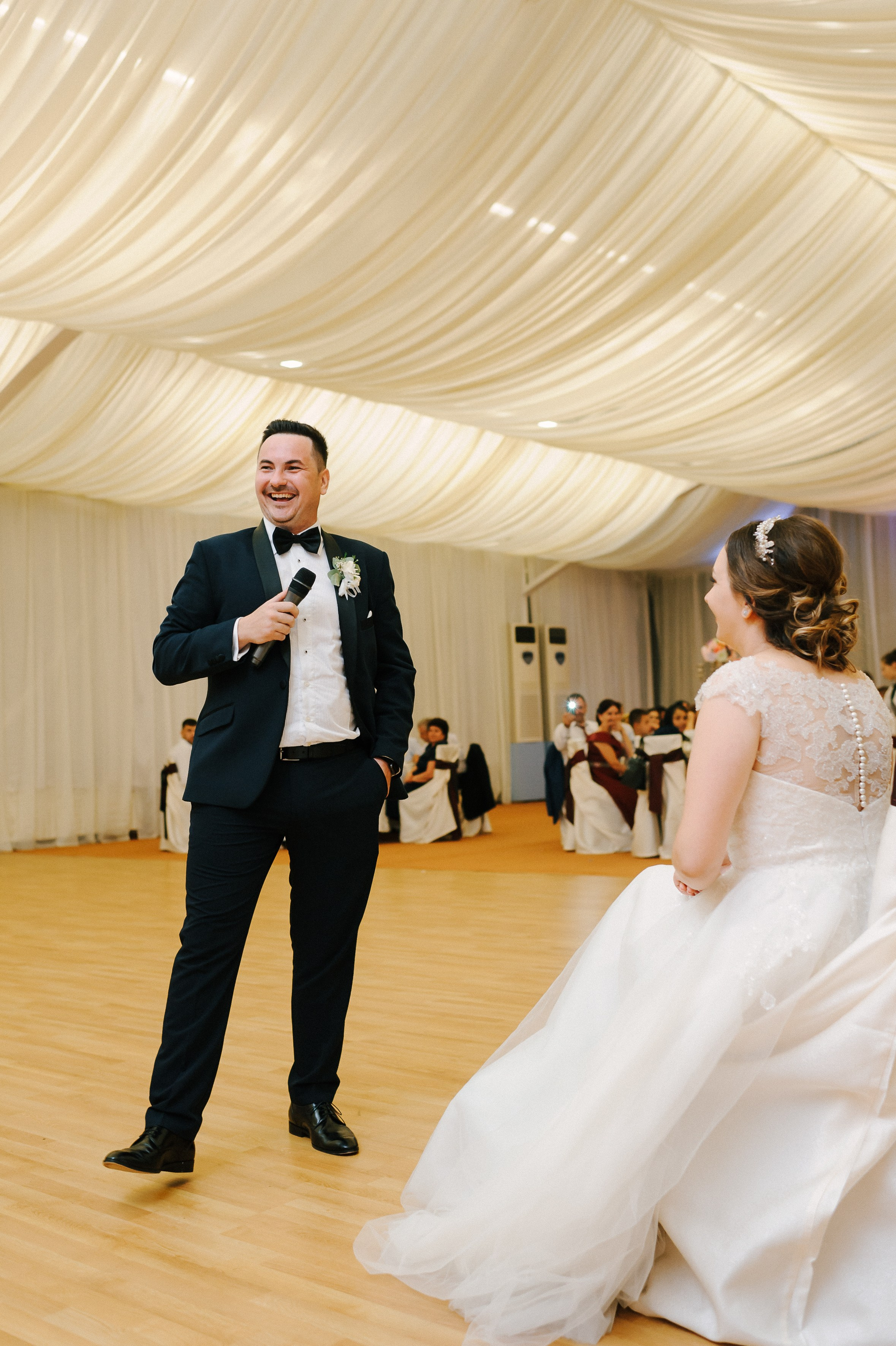 Alin & Mara (Iasi). Fotograf de nunta Ion Cobzac