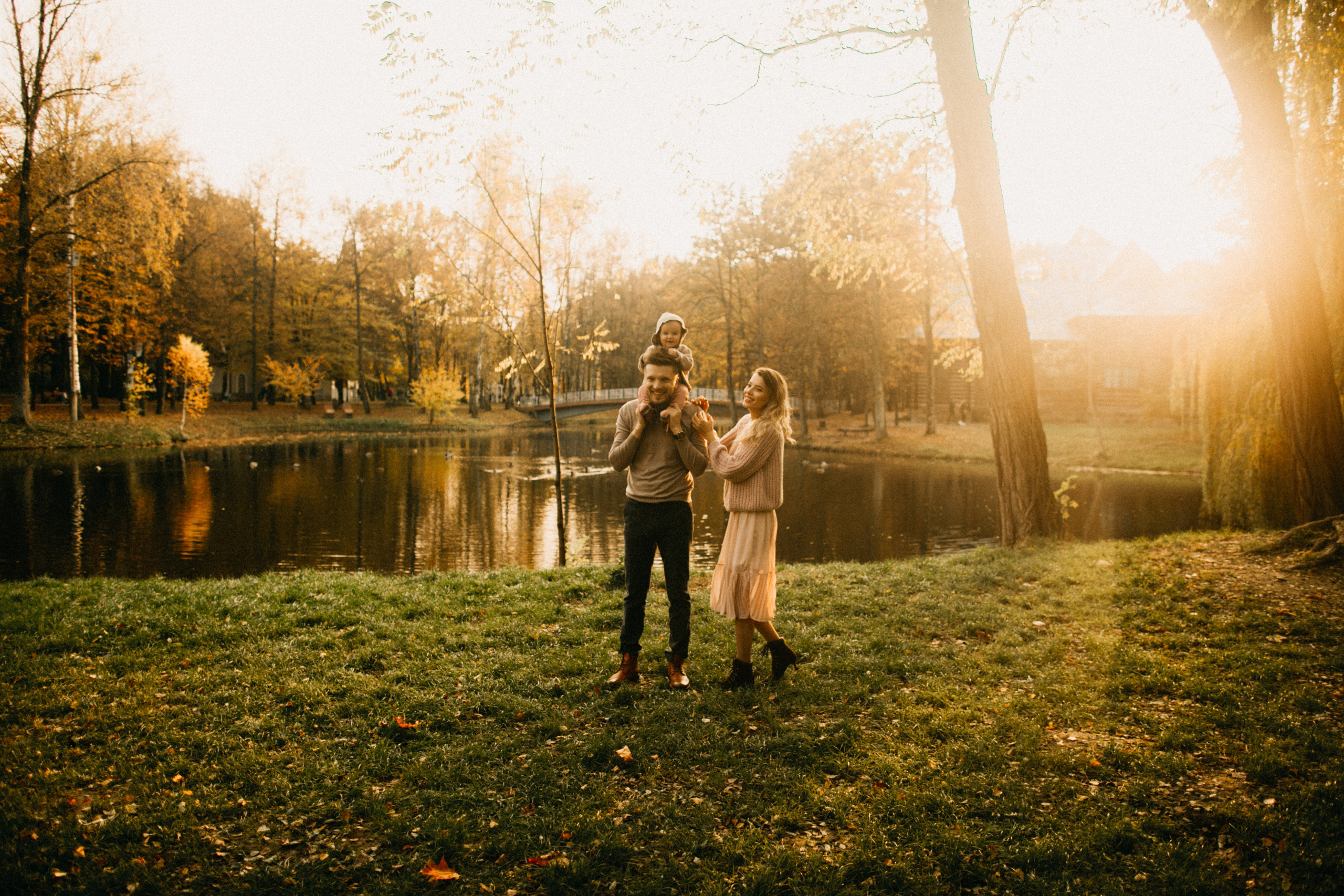 Autumn family story. Yarets Studio | Wedding Films & Photography | Worldwide