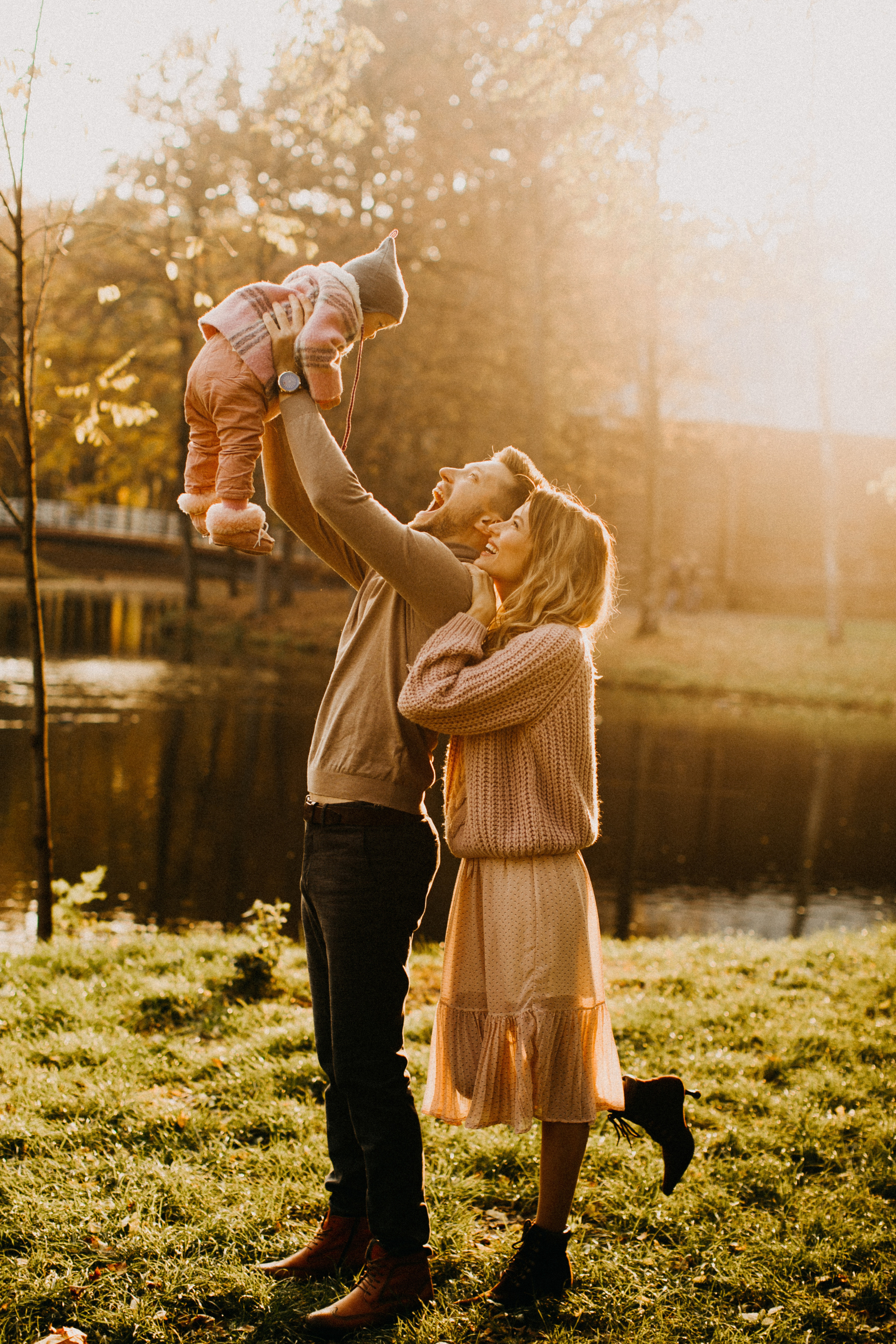 Autumn family story. Yarets Studio | Wedding Films & Photography | Worldwide