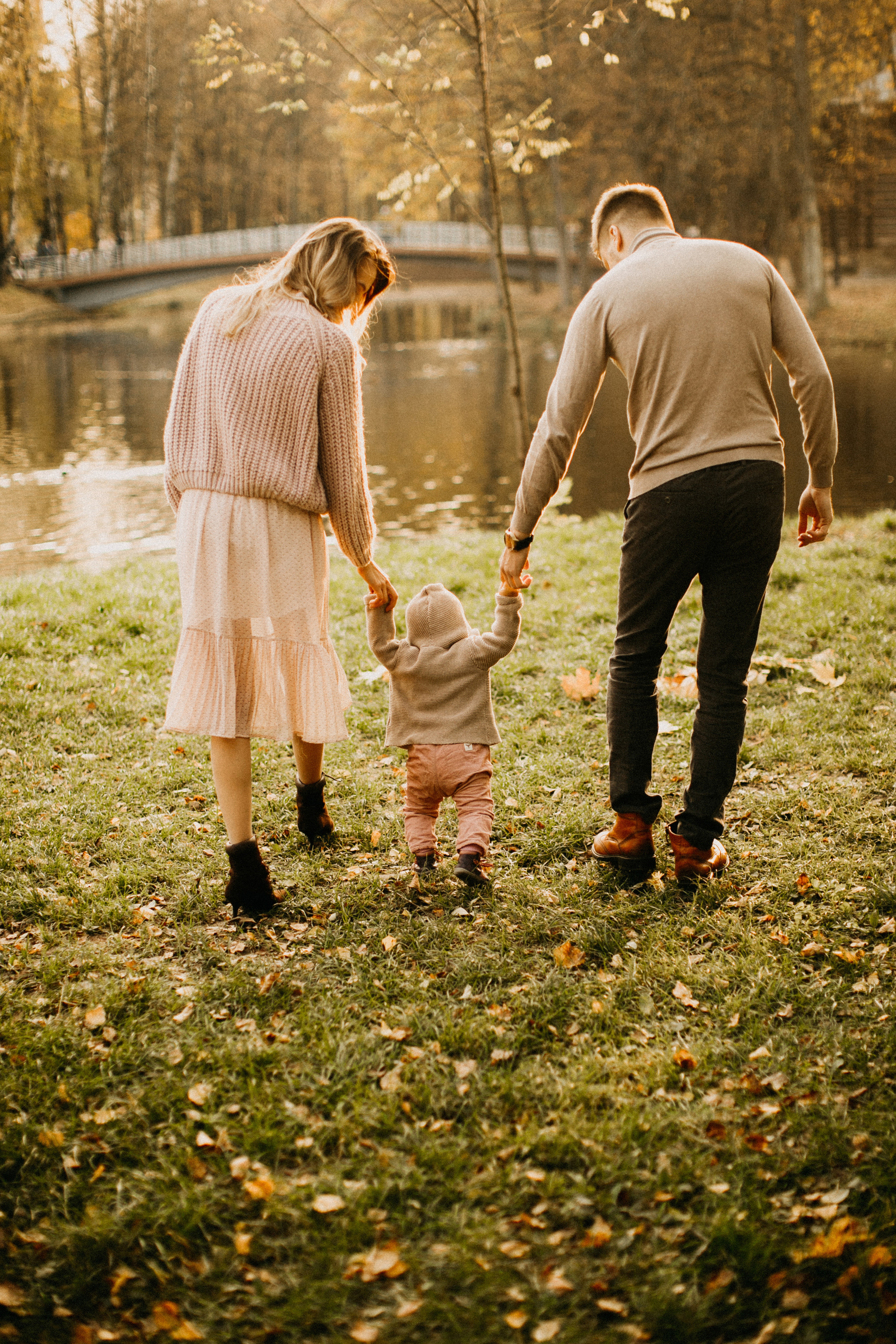 Autumn family story. Yarets Studio | Wedding Films & Photography | Worldwide