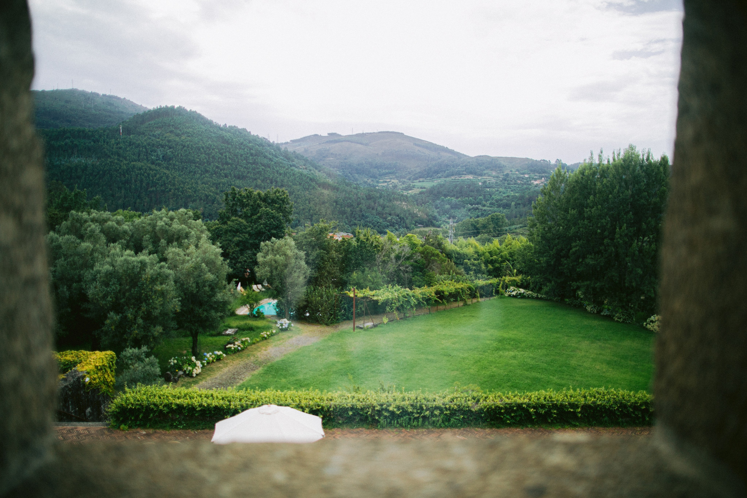 Boda en Pousada de Amares, Portugal. Yarets Studio | Videógrafos y Fotografía de Bodas | Barcelona