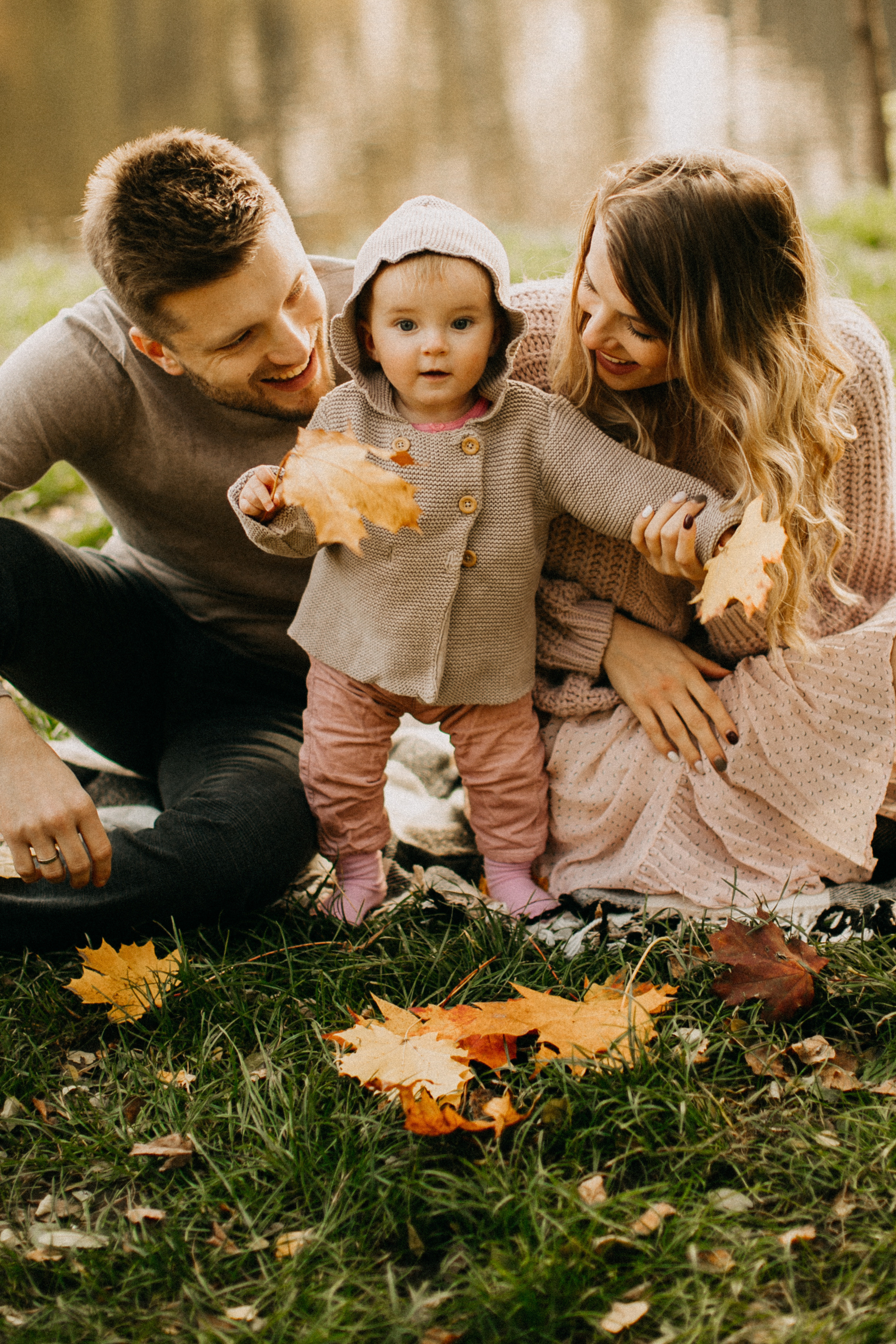 Autumn family story. Yarets Studio | Wedding Films & Photography | Worldwide