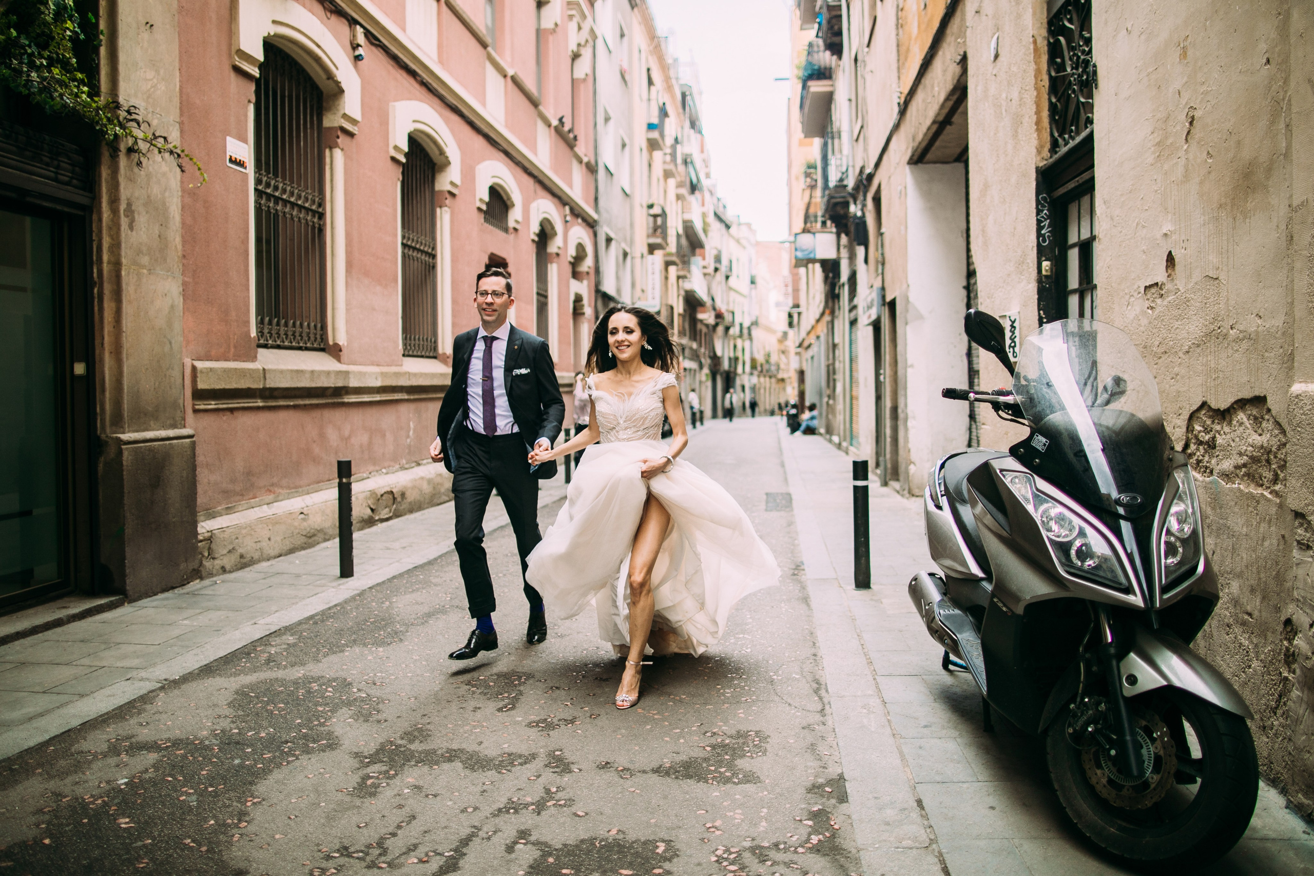 Destination Wedding in Barcelona, Spain | Yarets Studio. Wedding Photographer & Videographer Barcelona Spain & Europe | Yarets Studio
