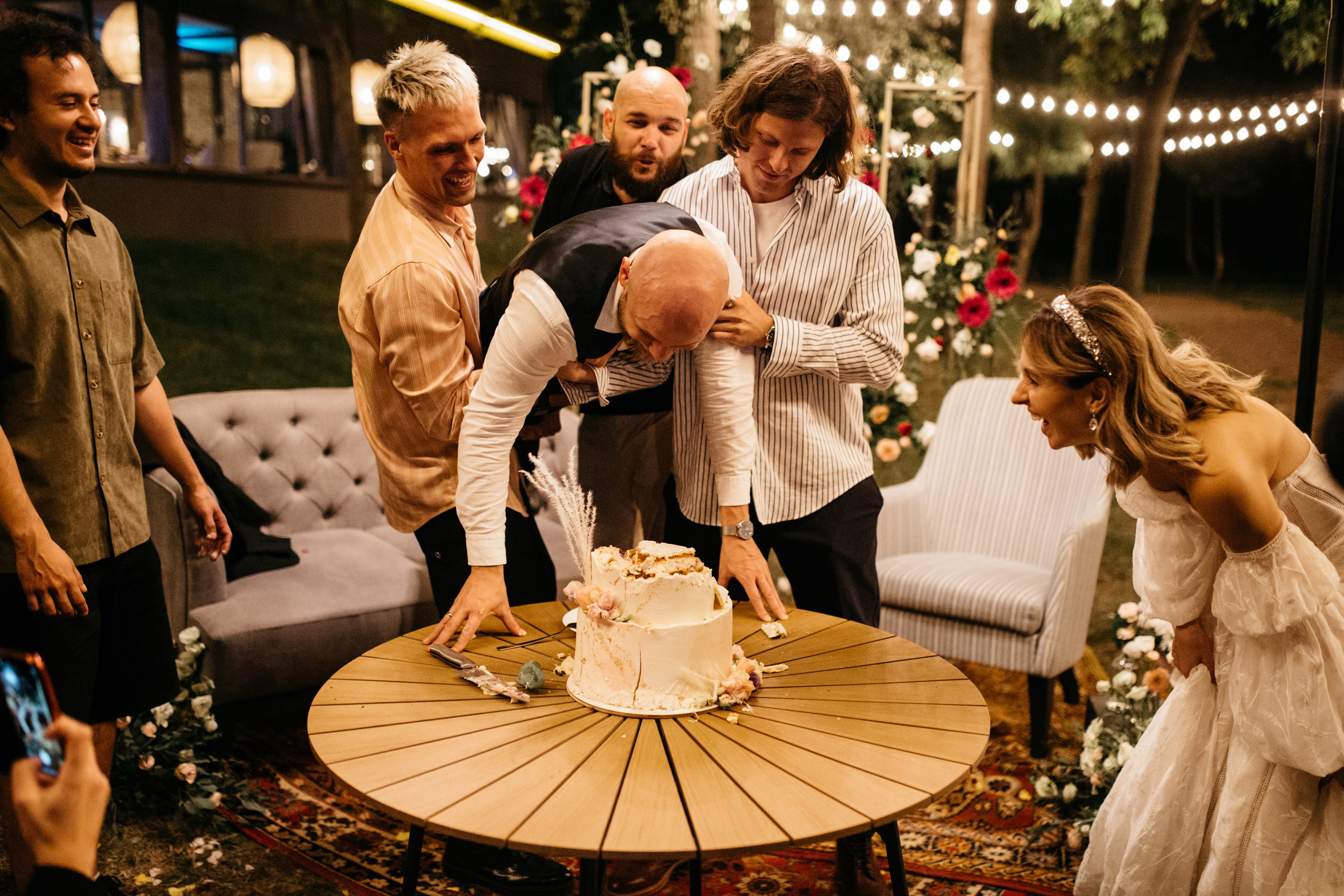 Весільна репортажна фото та відео зйомка