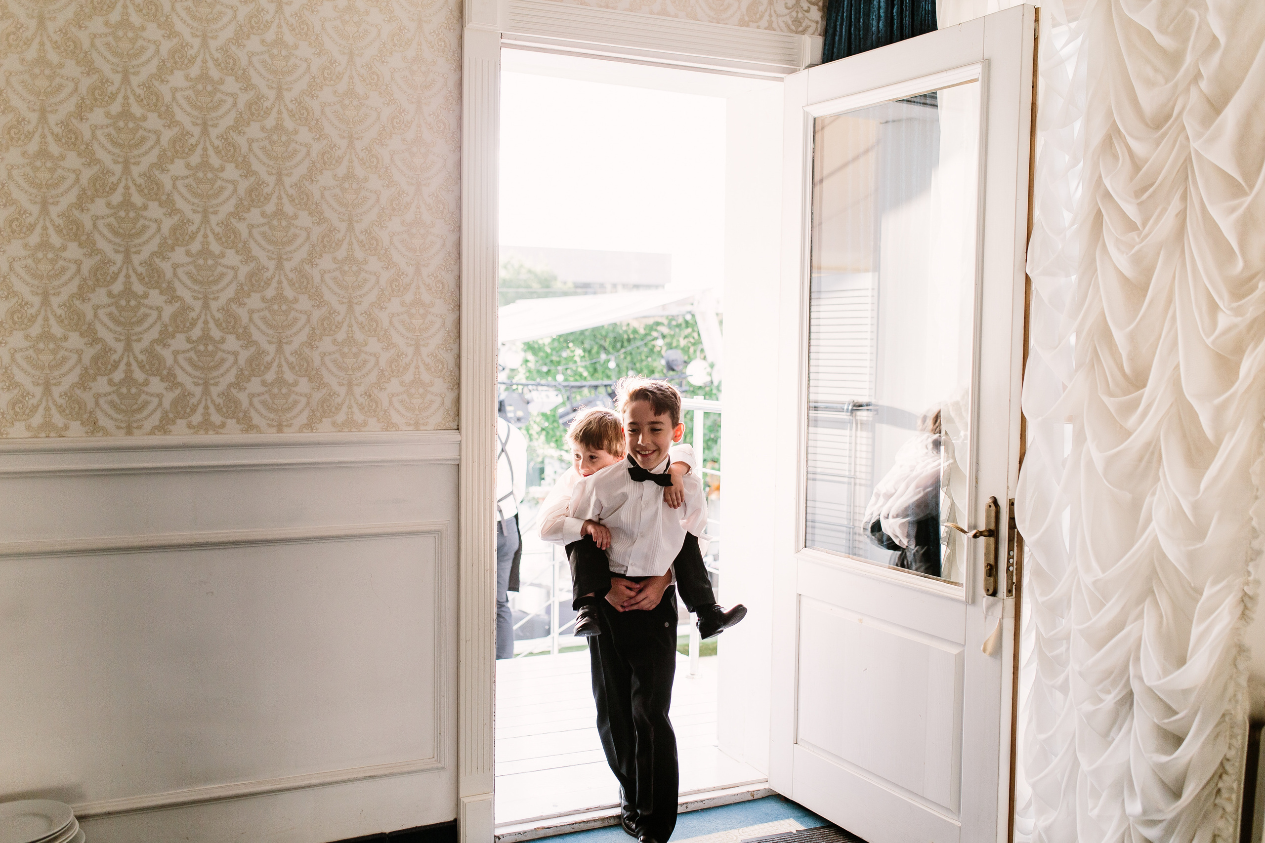 Нуцу та Андріана