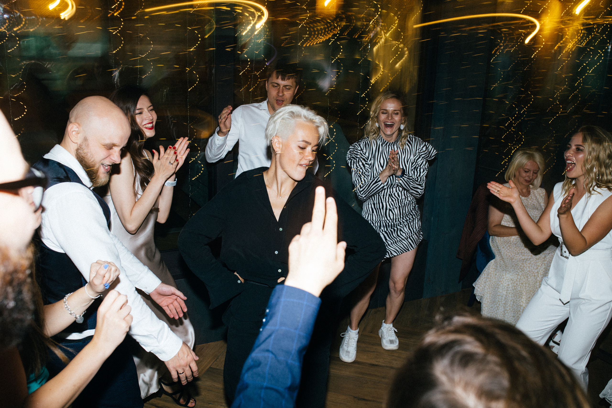 Весільна репортажна фото та відео зйомка