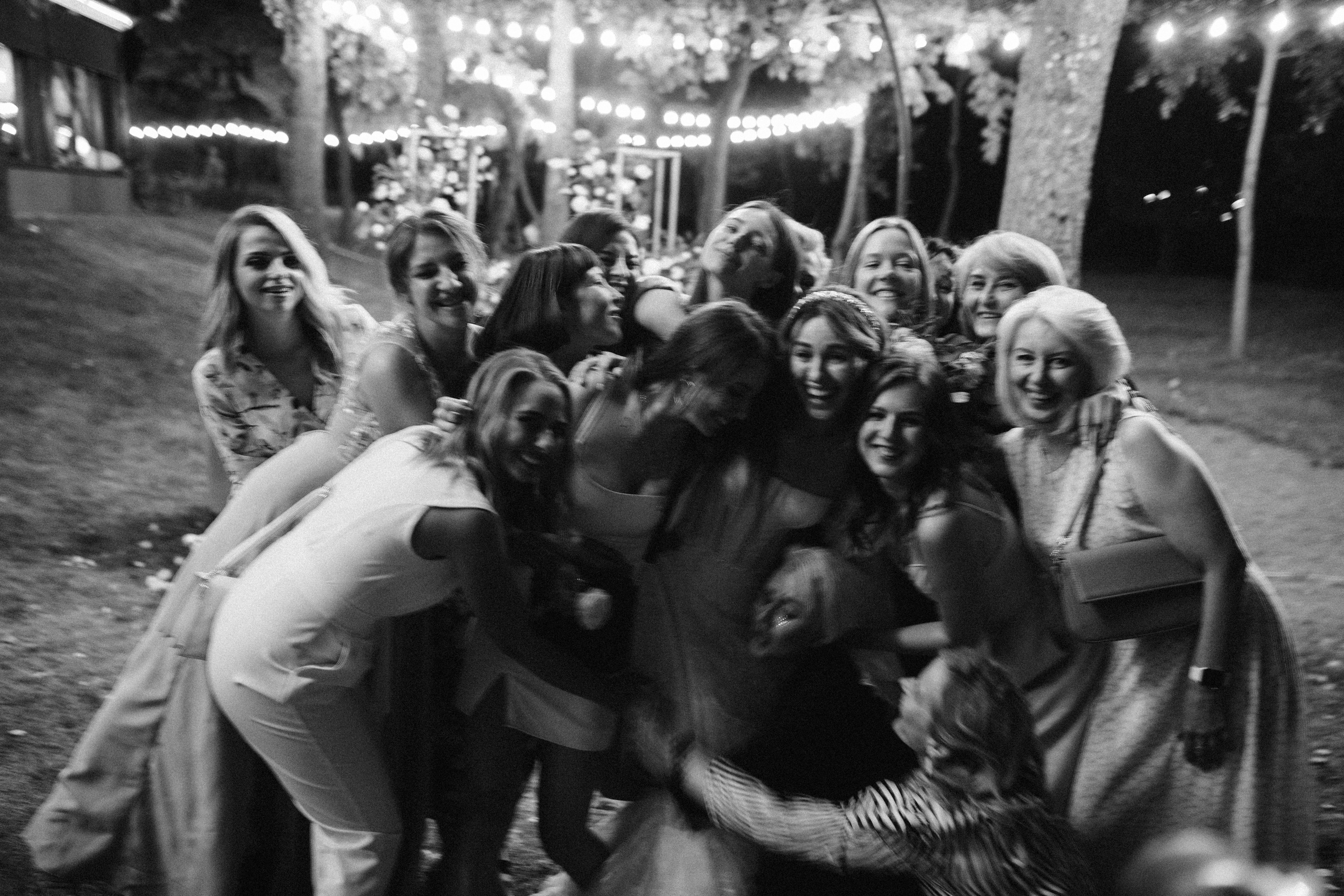 Весільна репортажна фото та відео зйомка