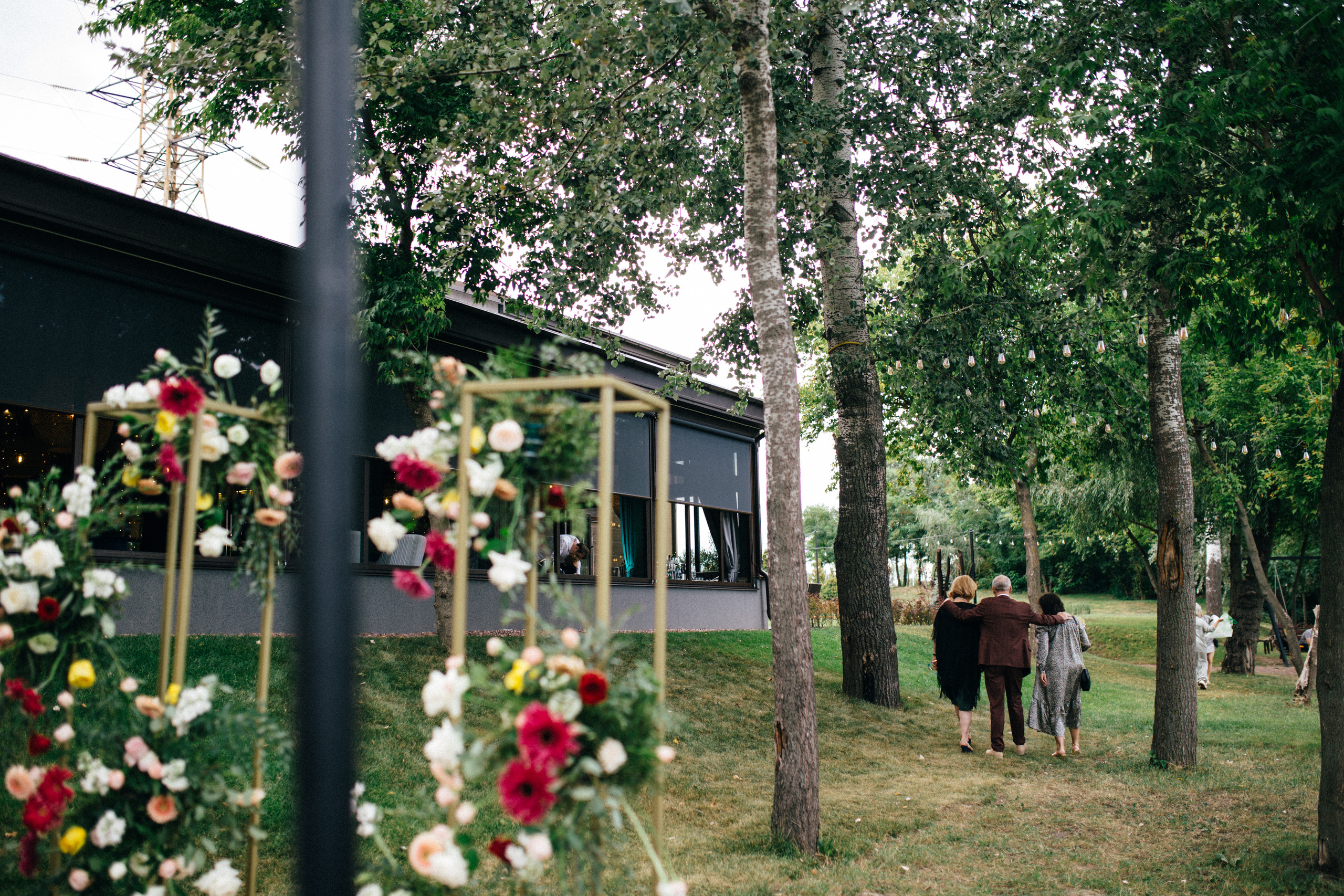 Весільна репортажна фото та відео зйомка