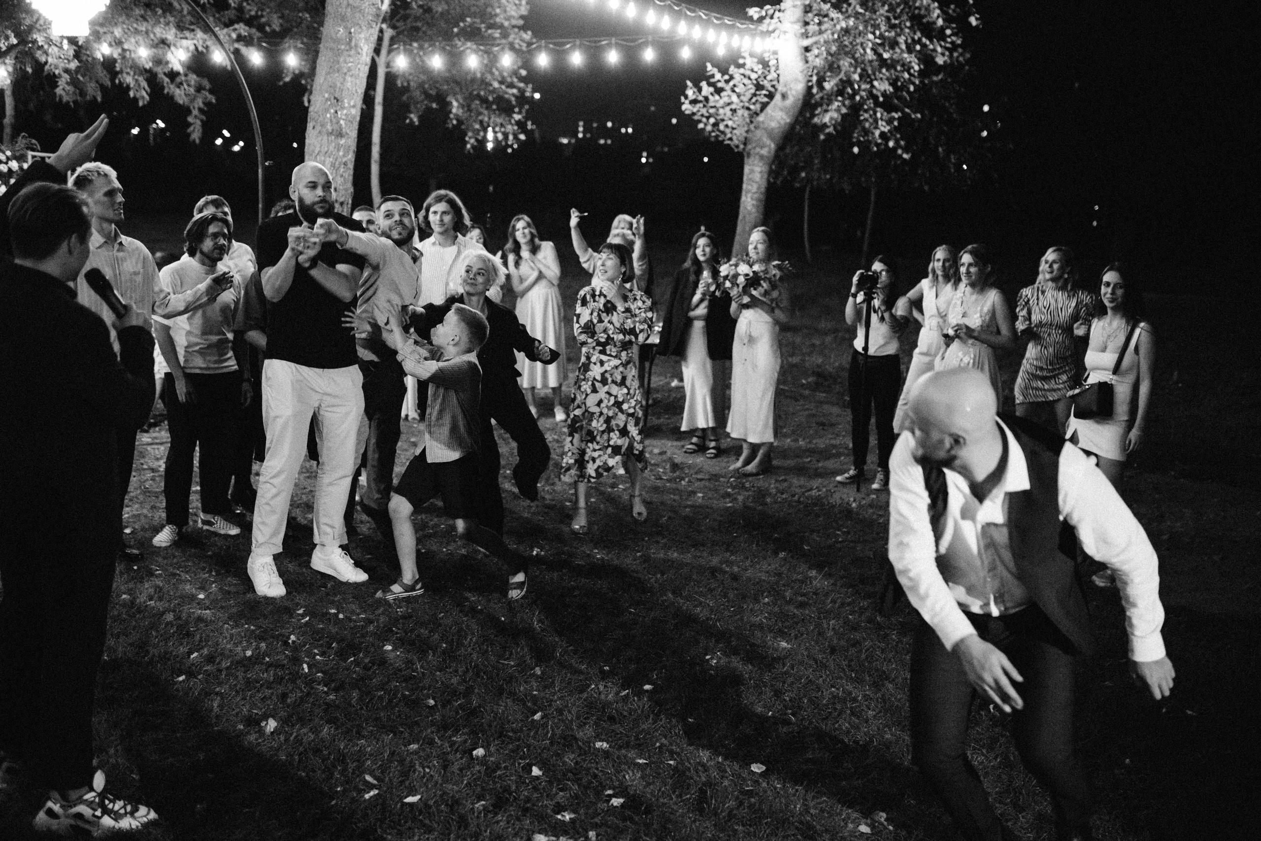 Весільна репортажна фото та відео зйомка