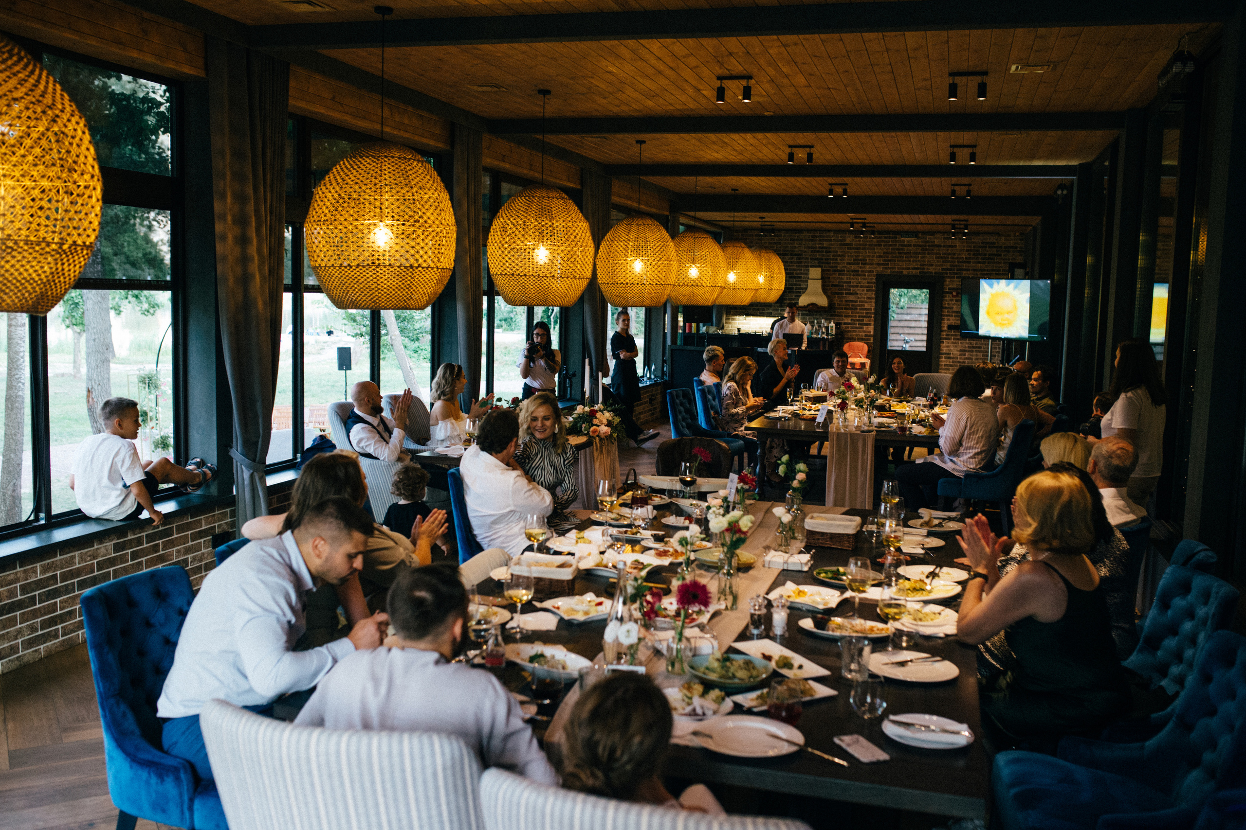 Весільна репортажна фото та відео зйомка