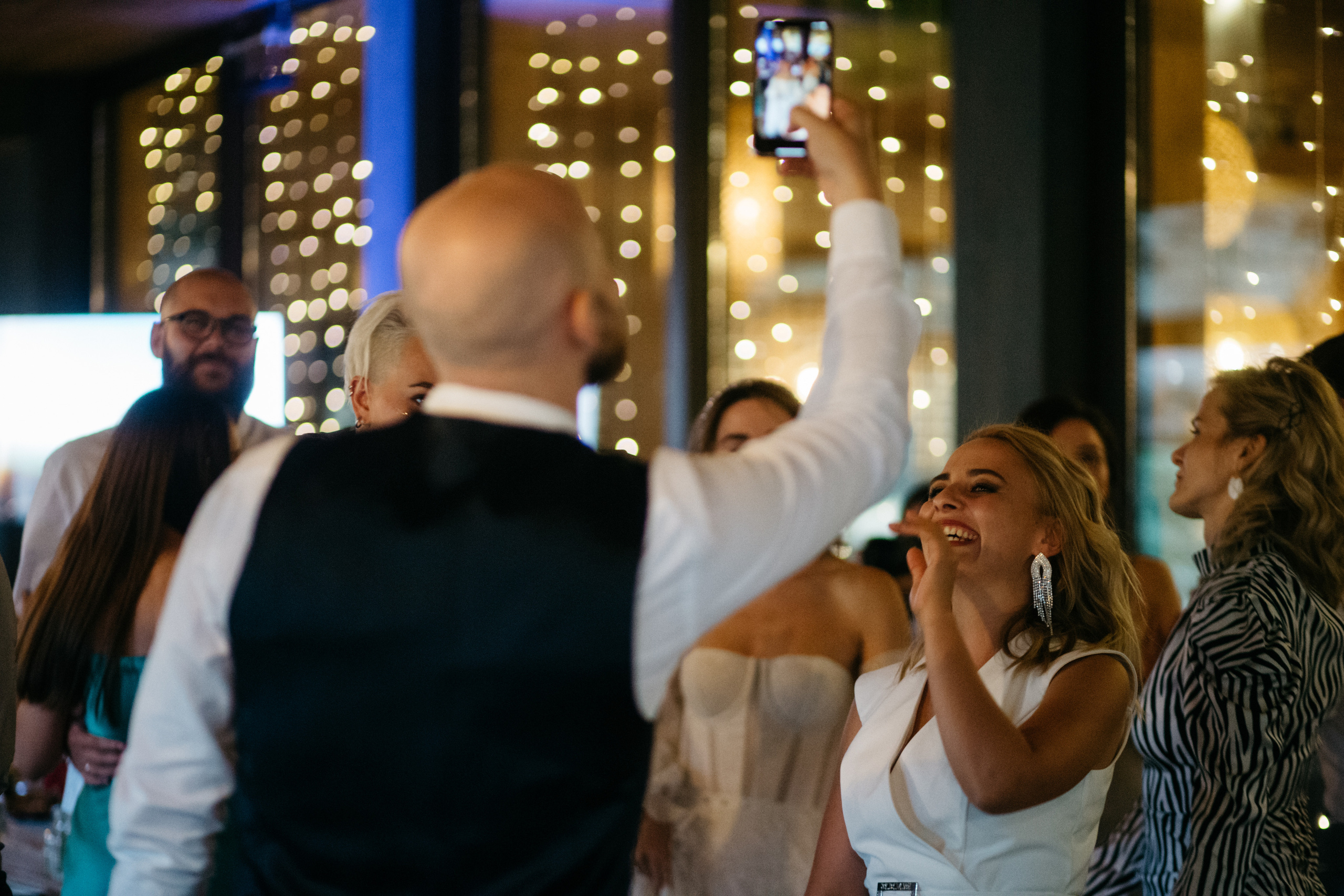 Весільна репортажна фото та відео зйомка