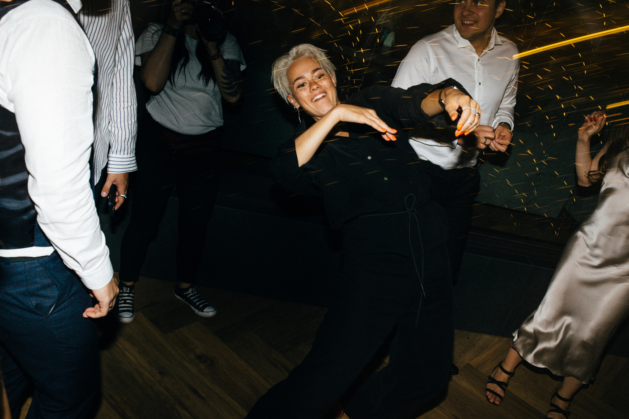 Весільна репортажна фото та відео зйомка