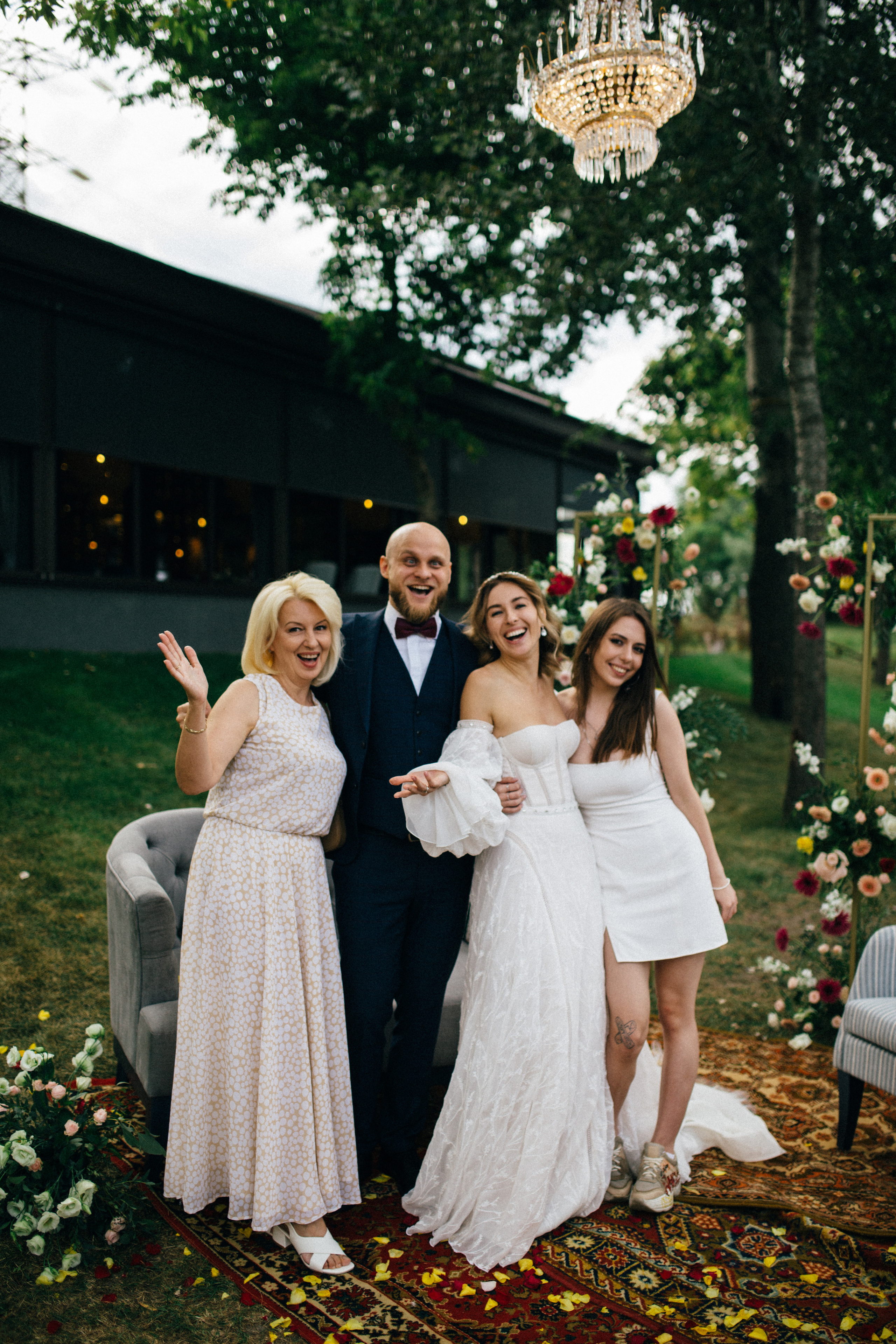 Весільна репортажна фото та відео зйомка