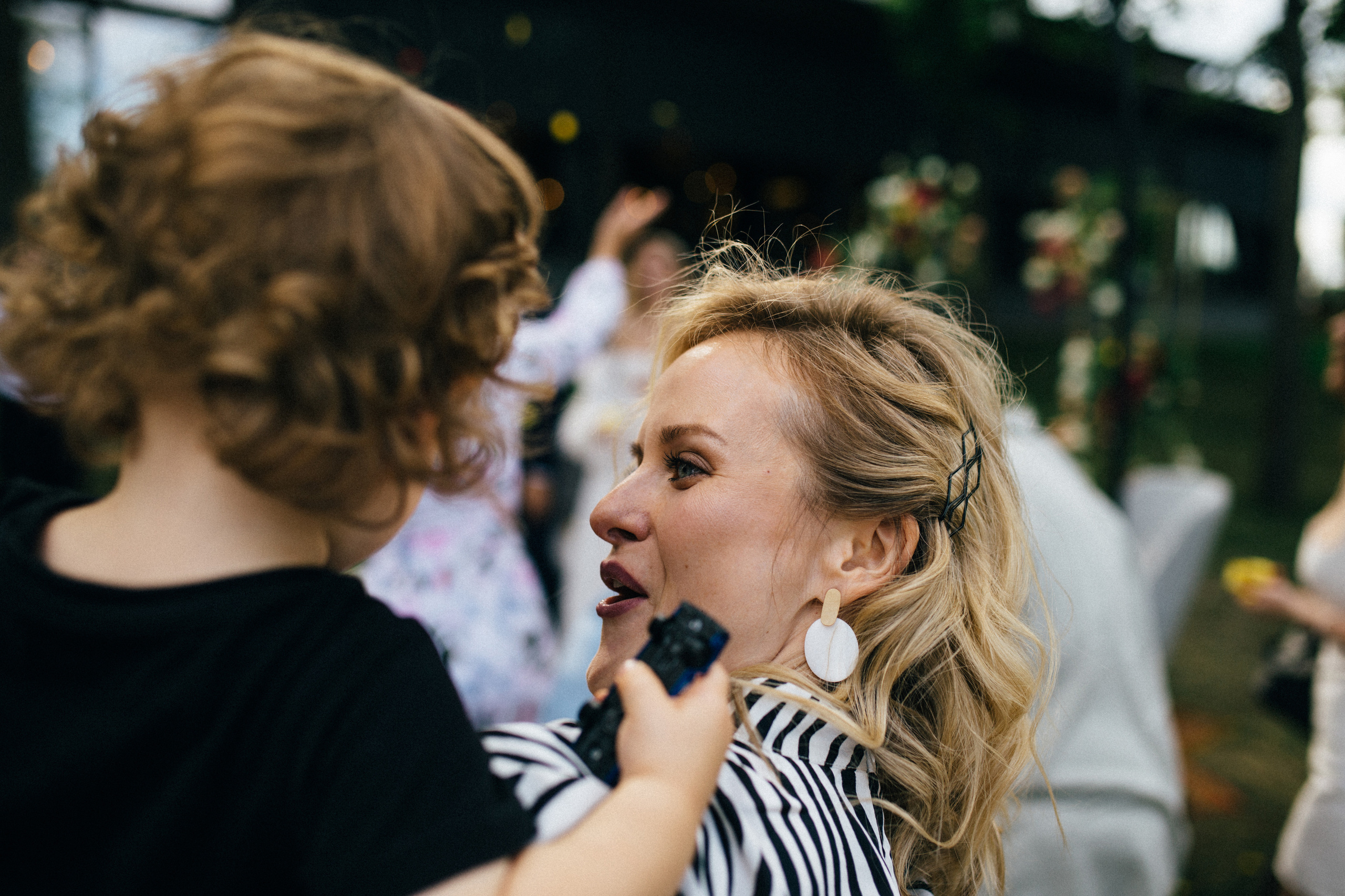 Весільна репортажна фото та відео зйомка