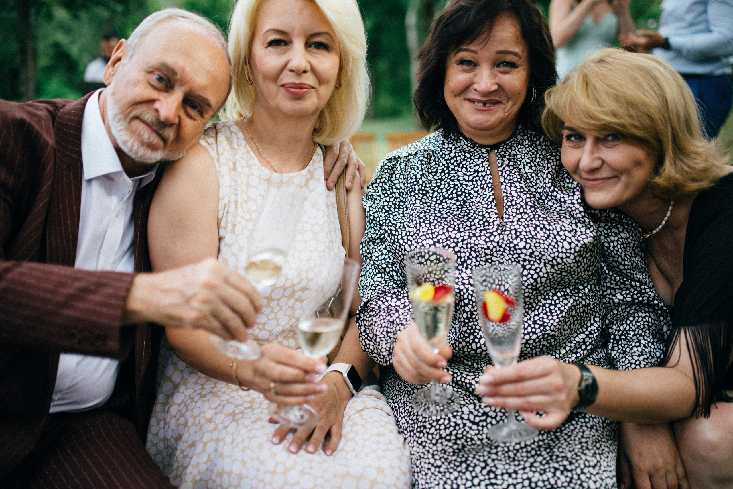 Весільна репортажна фото та відео зйомка