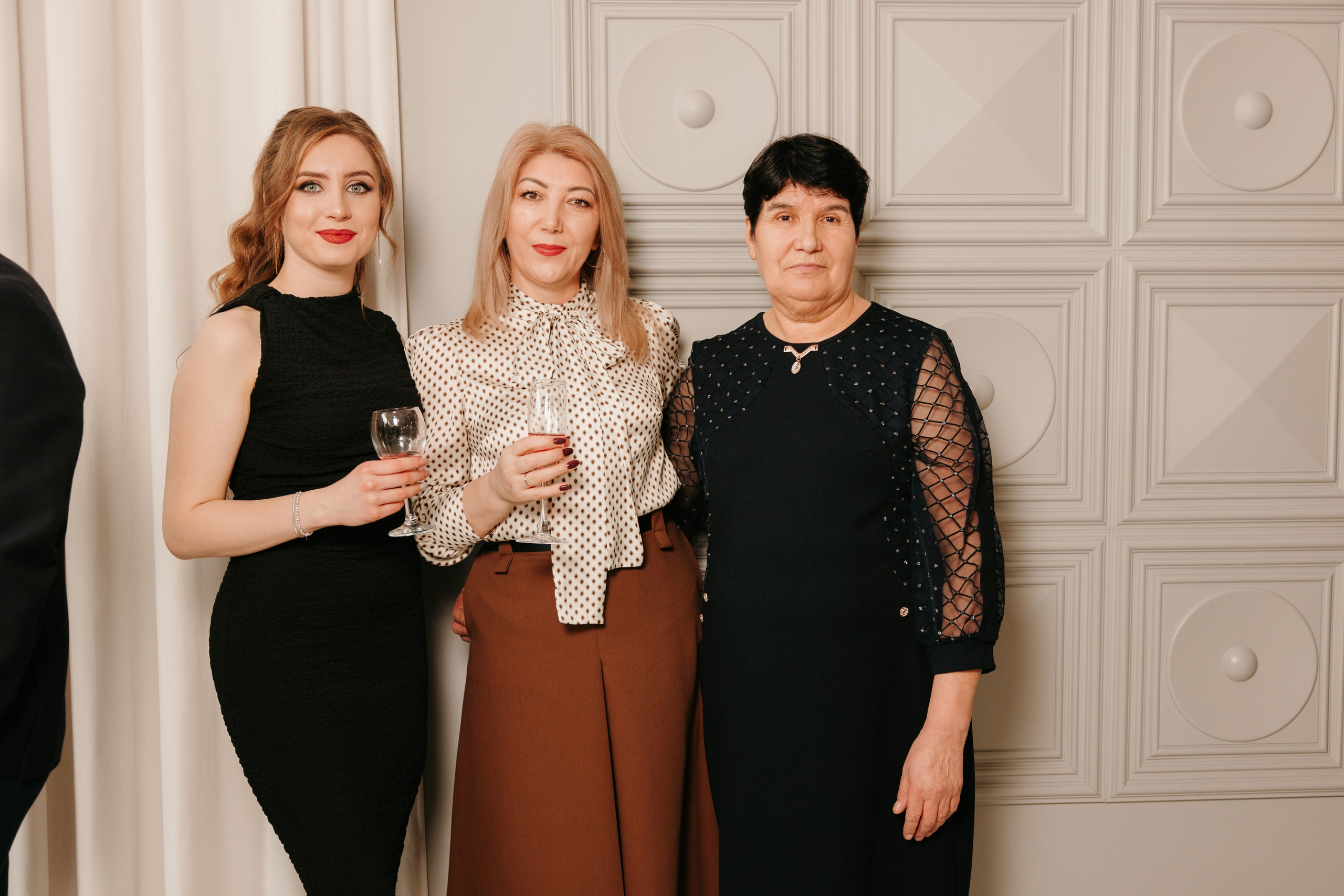 Madalin & Marinela. Main