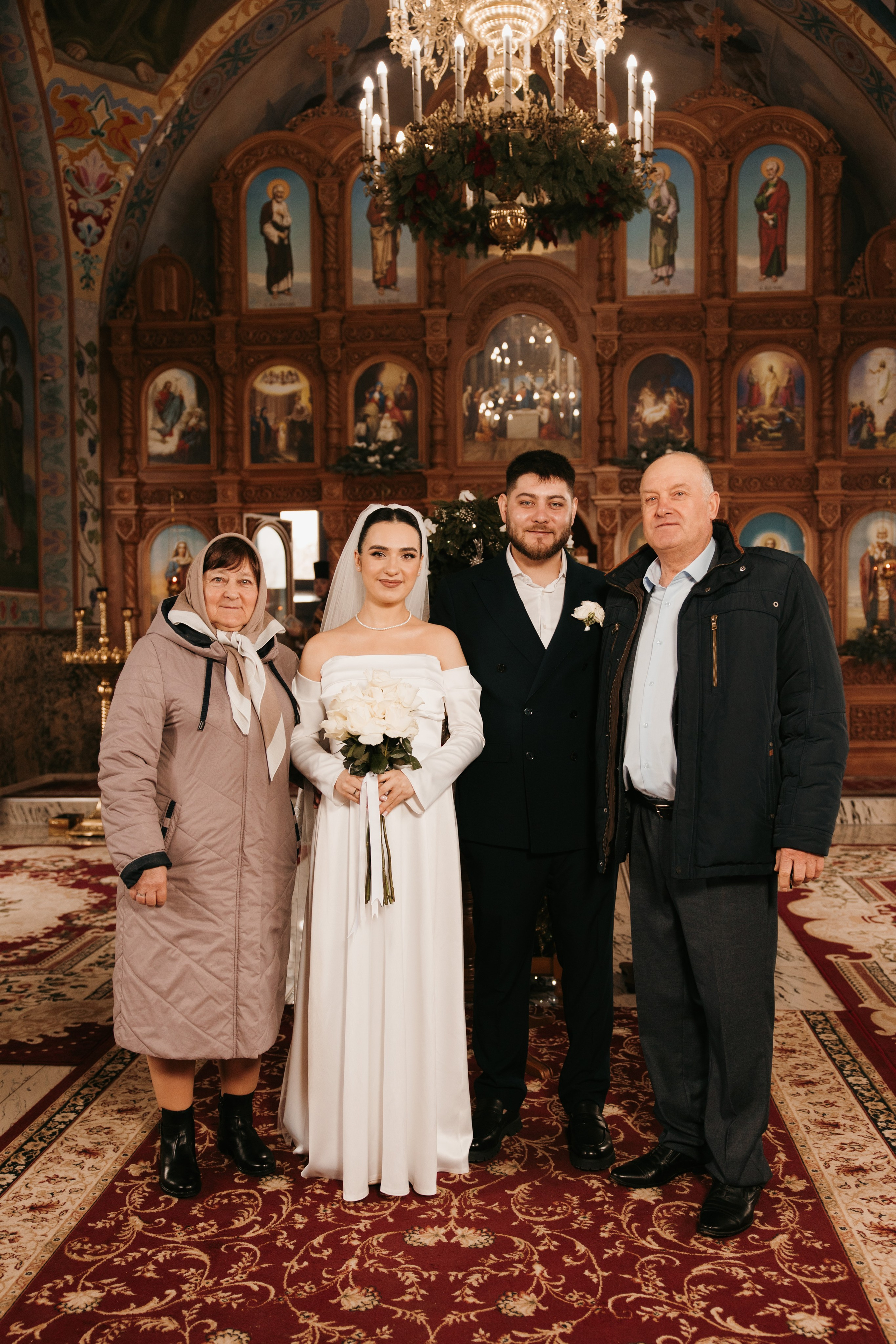 Madalin & Marinela. Main