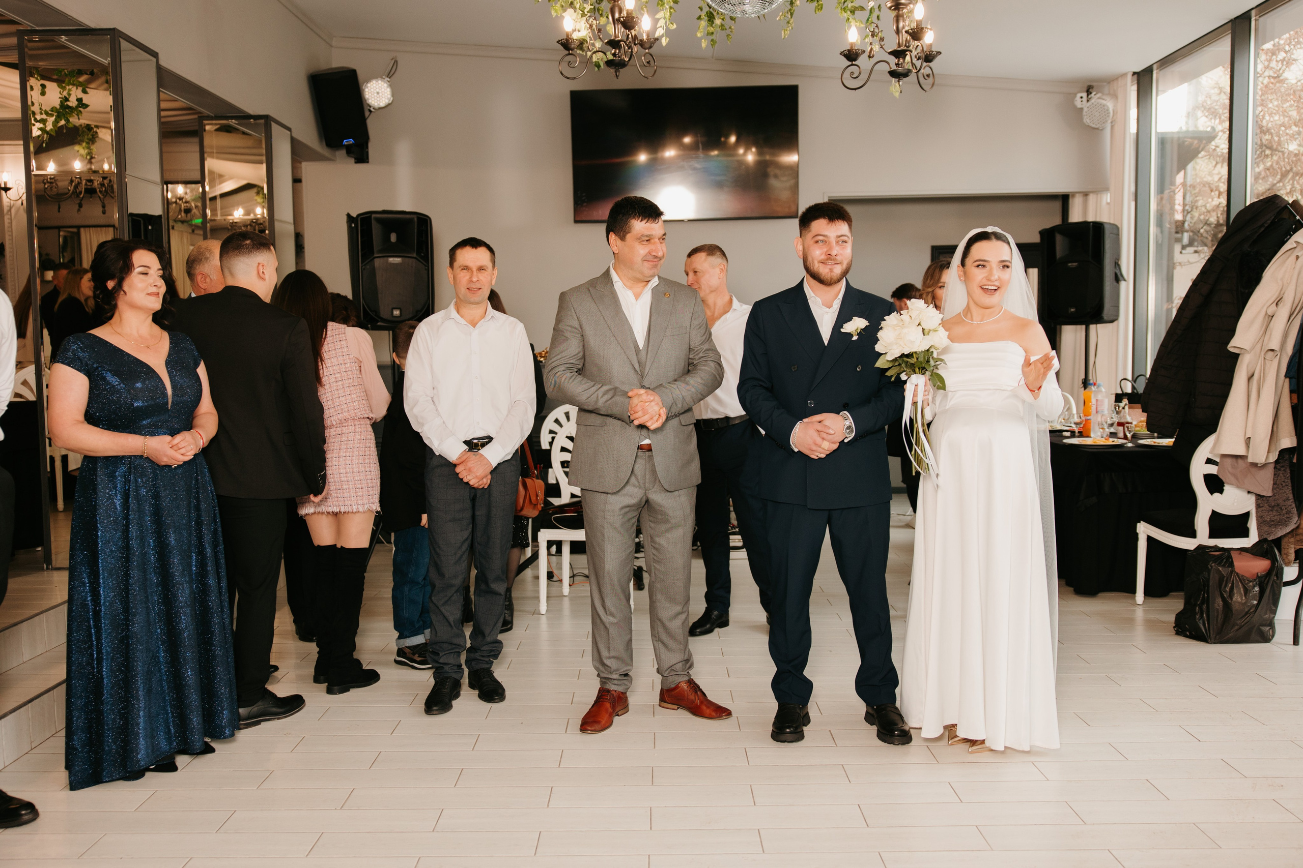 Madalin & Marinela. Main