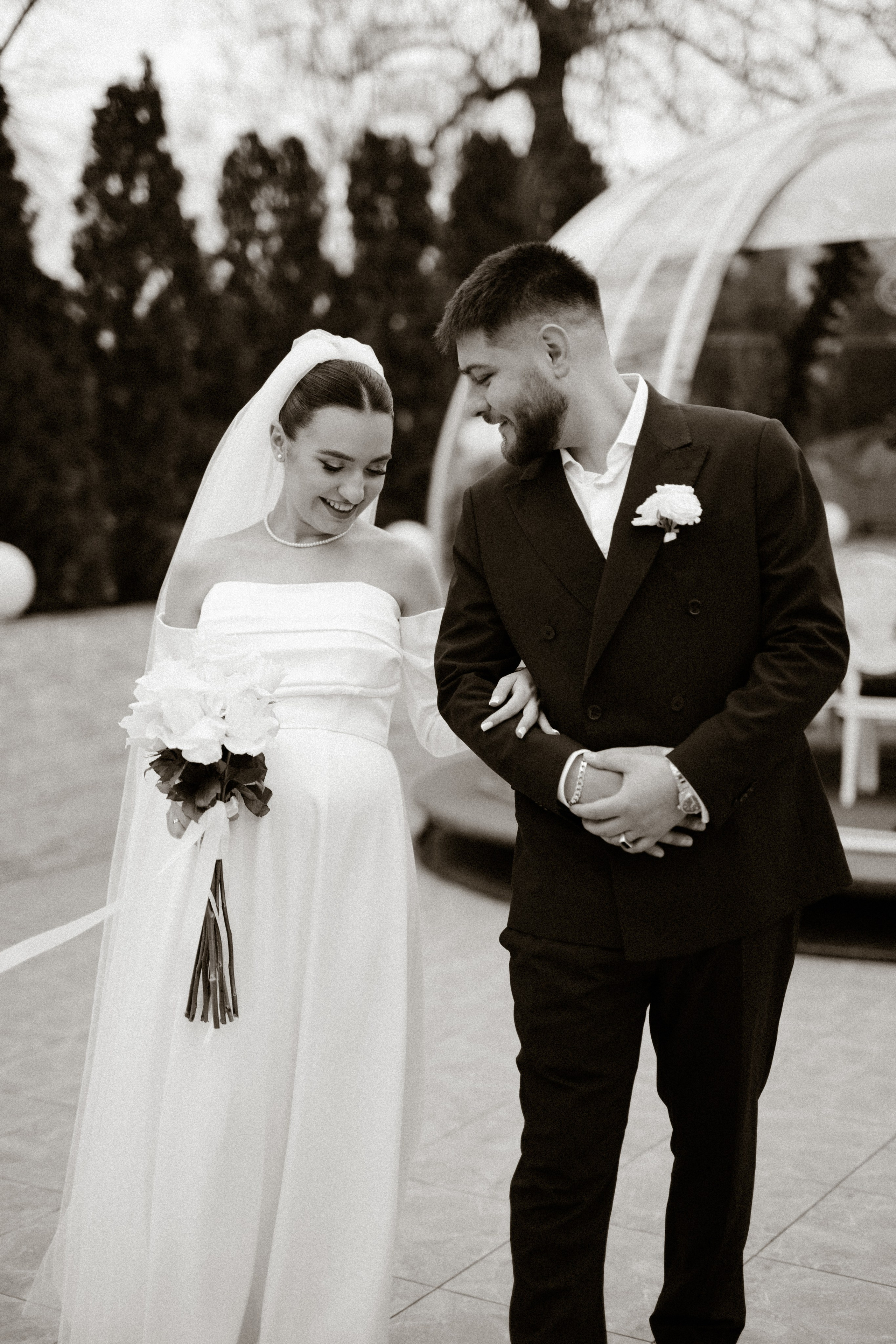 Madalin & Marinela. Main