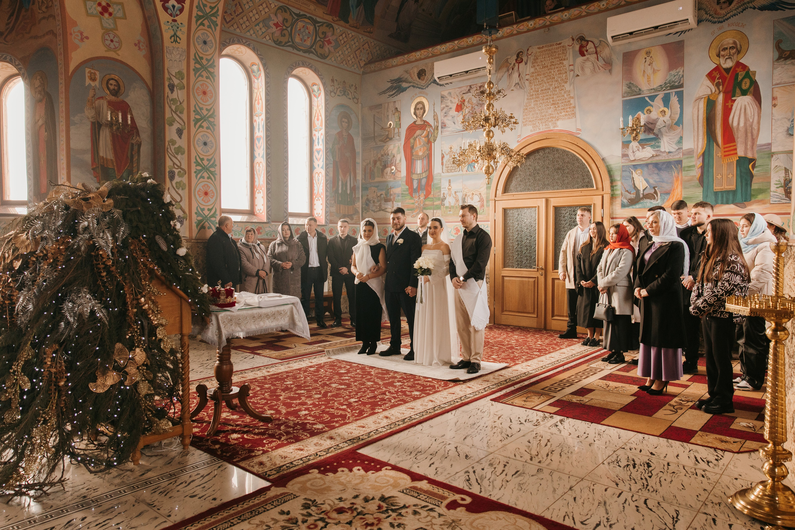 Madalin & Marinela. Main