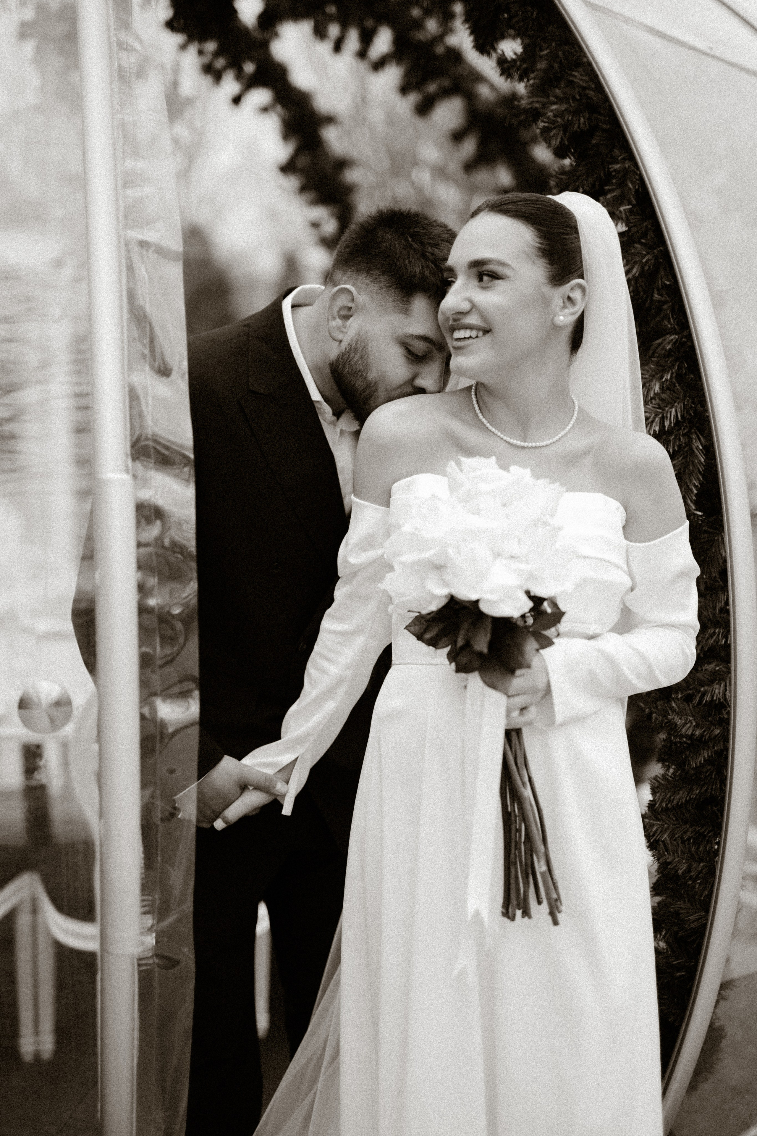 Madalin & Marinela. Main