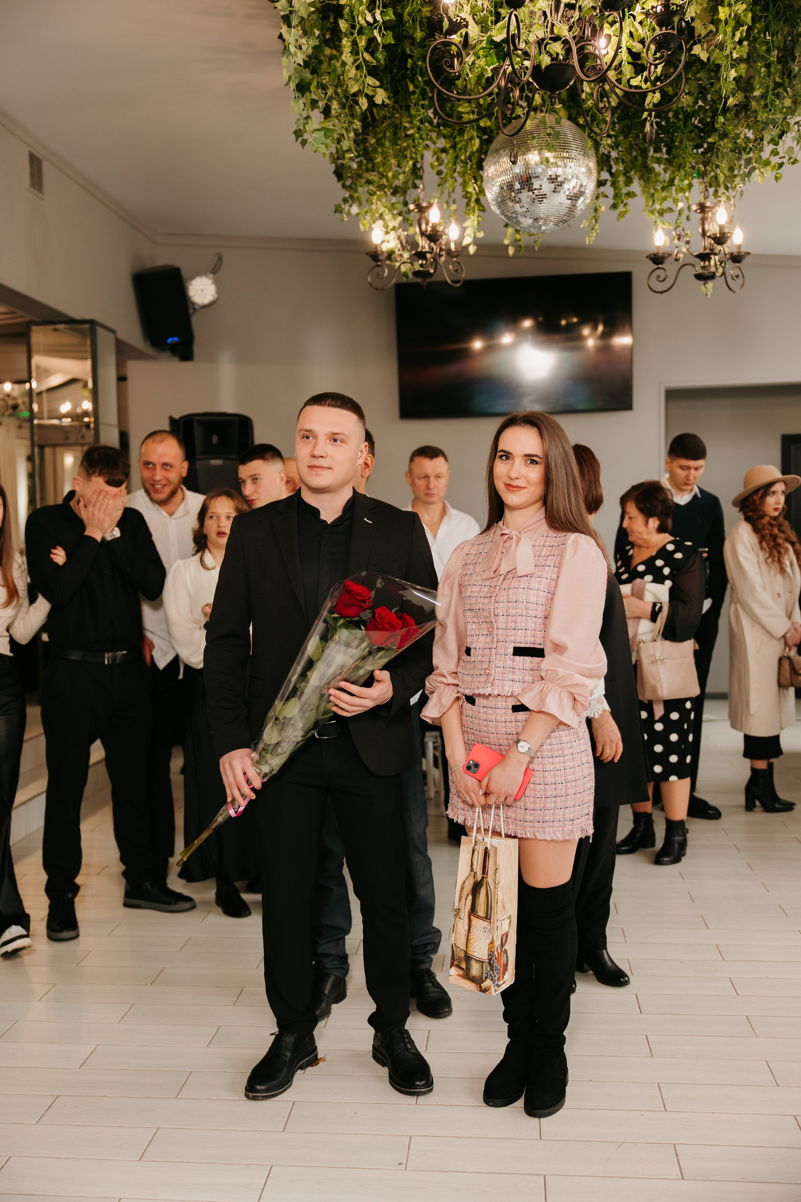 Madalin & Marinela. Main