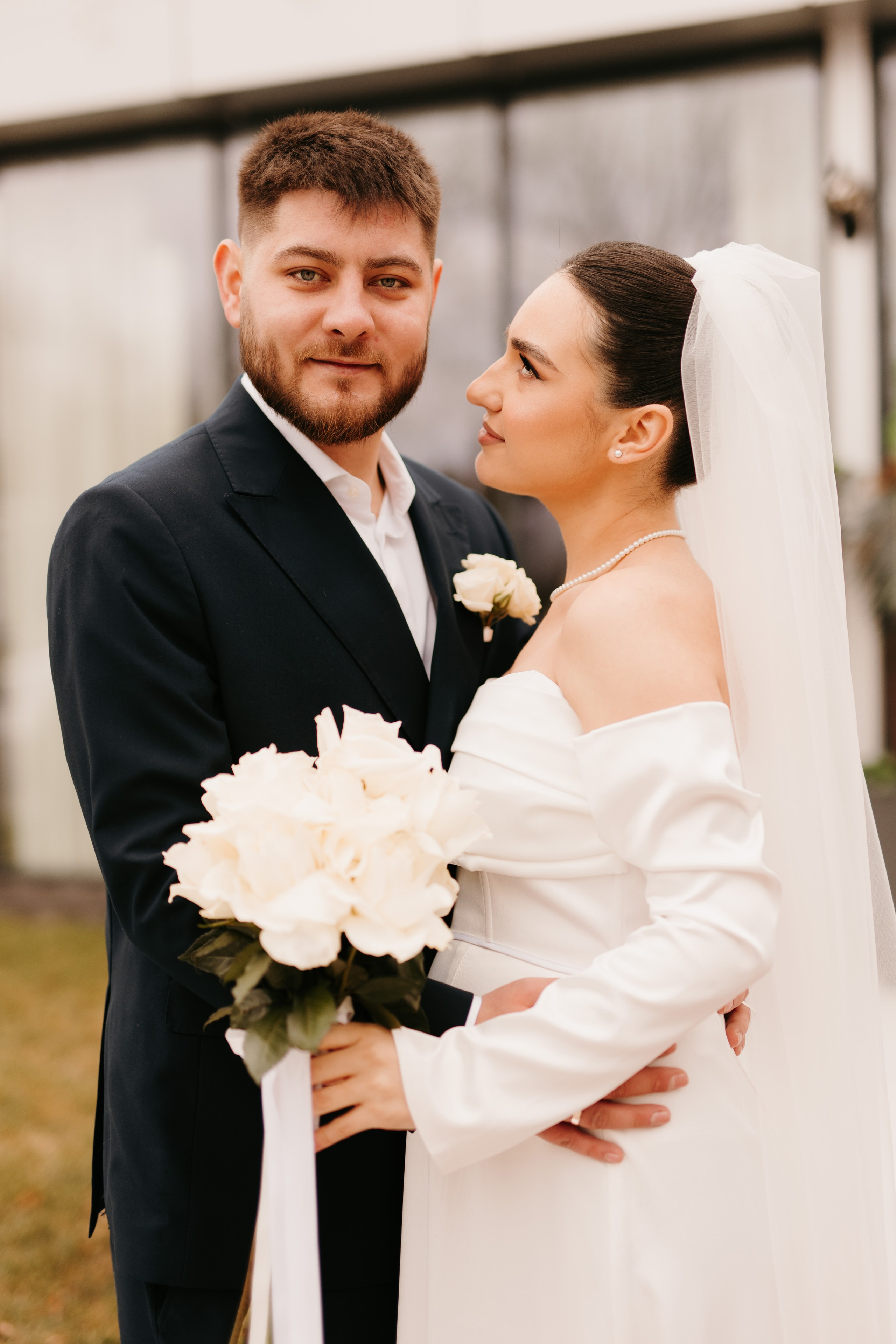 Madalin & Marinela. Main