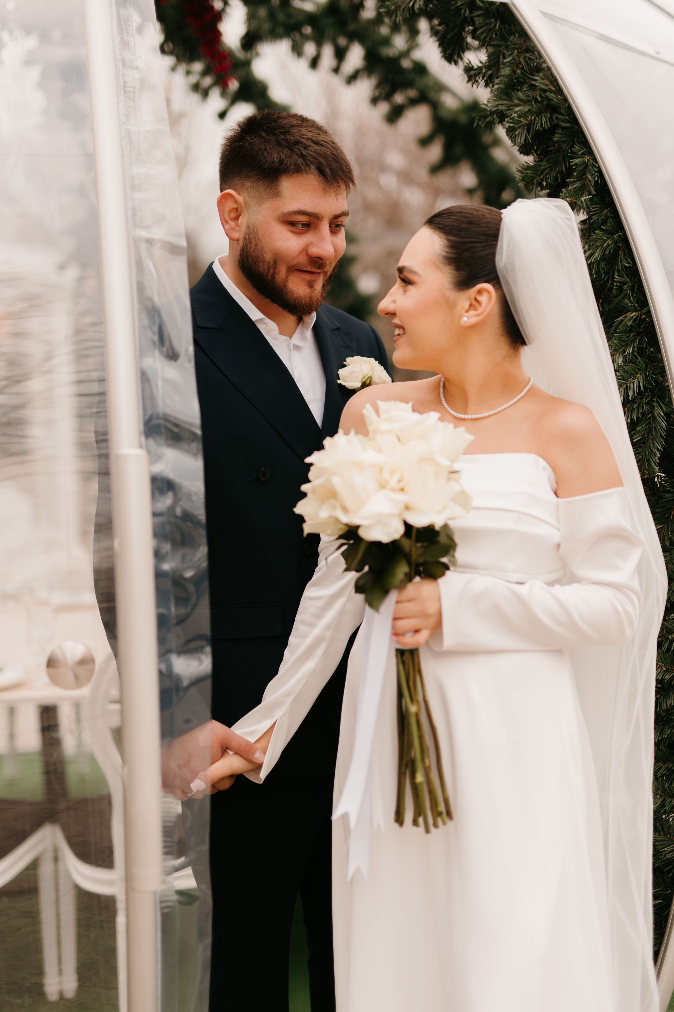 Madalin & Marinela. Main