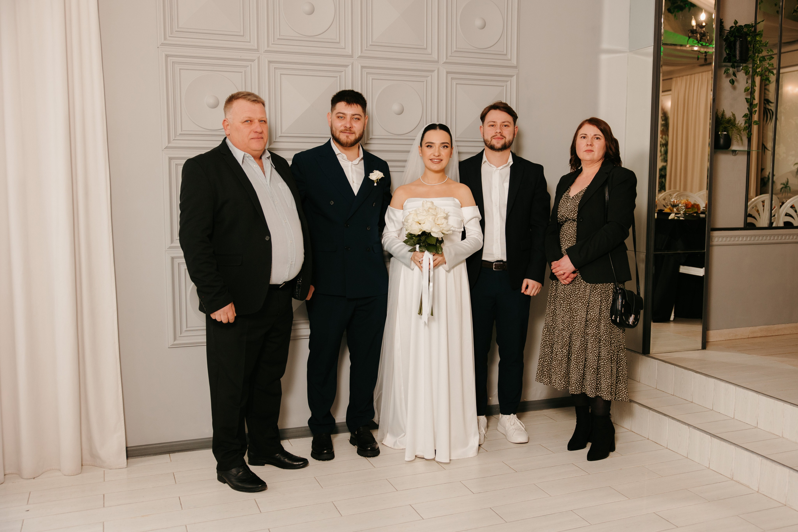 Madalin & Marinela. Main