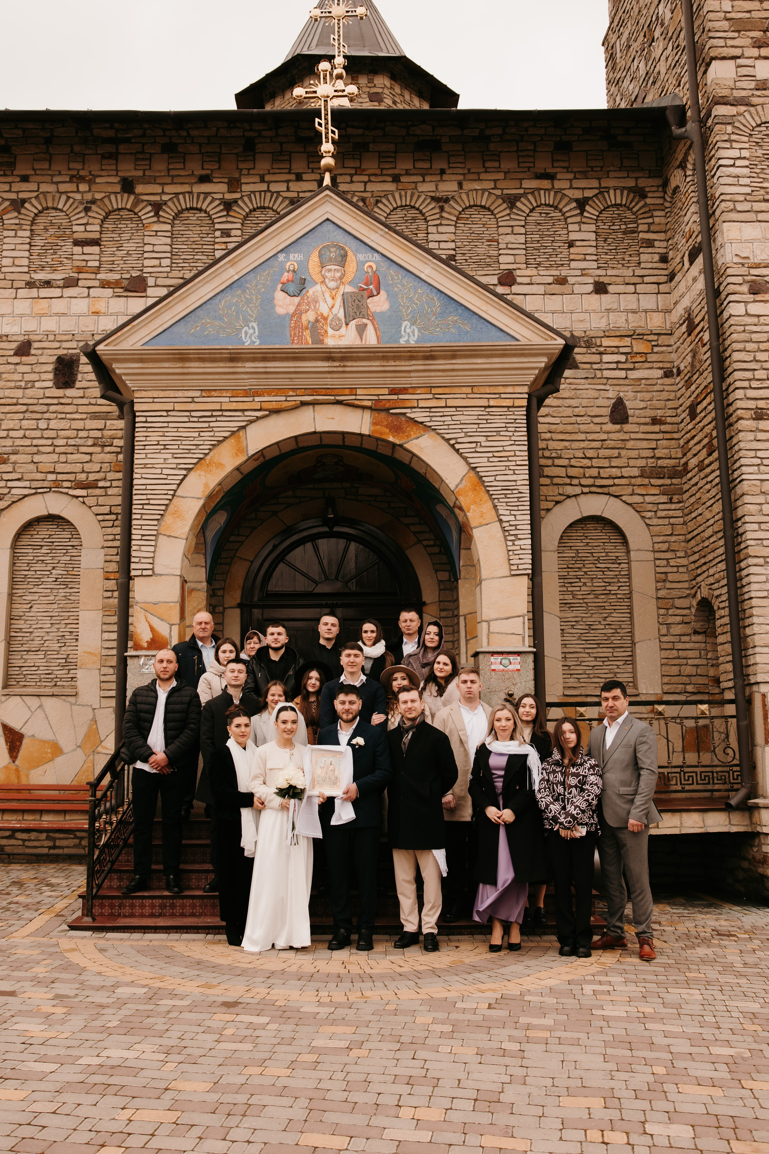 Madalin & Marinela. Main