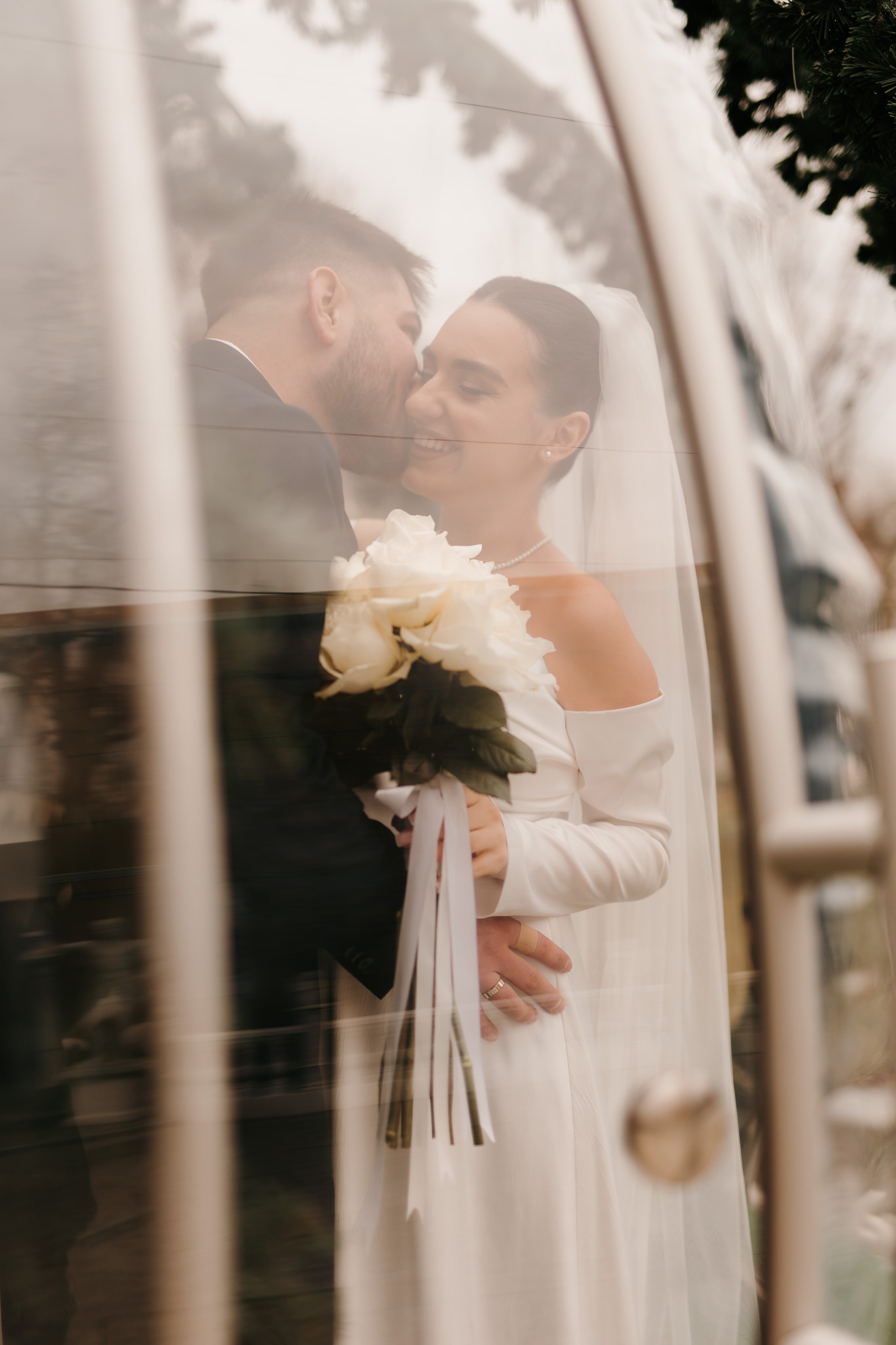 Madalin & Marinela. Main