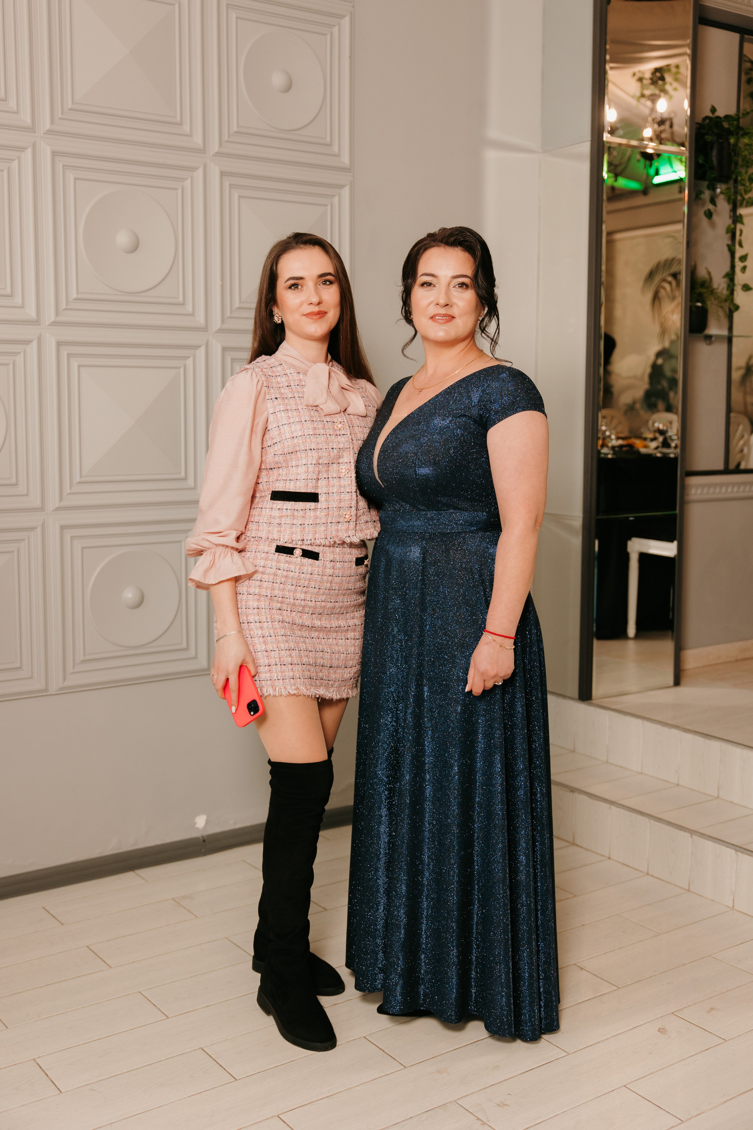 Madalin & Marinela. Main