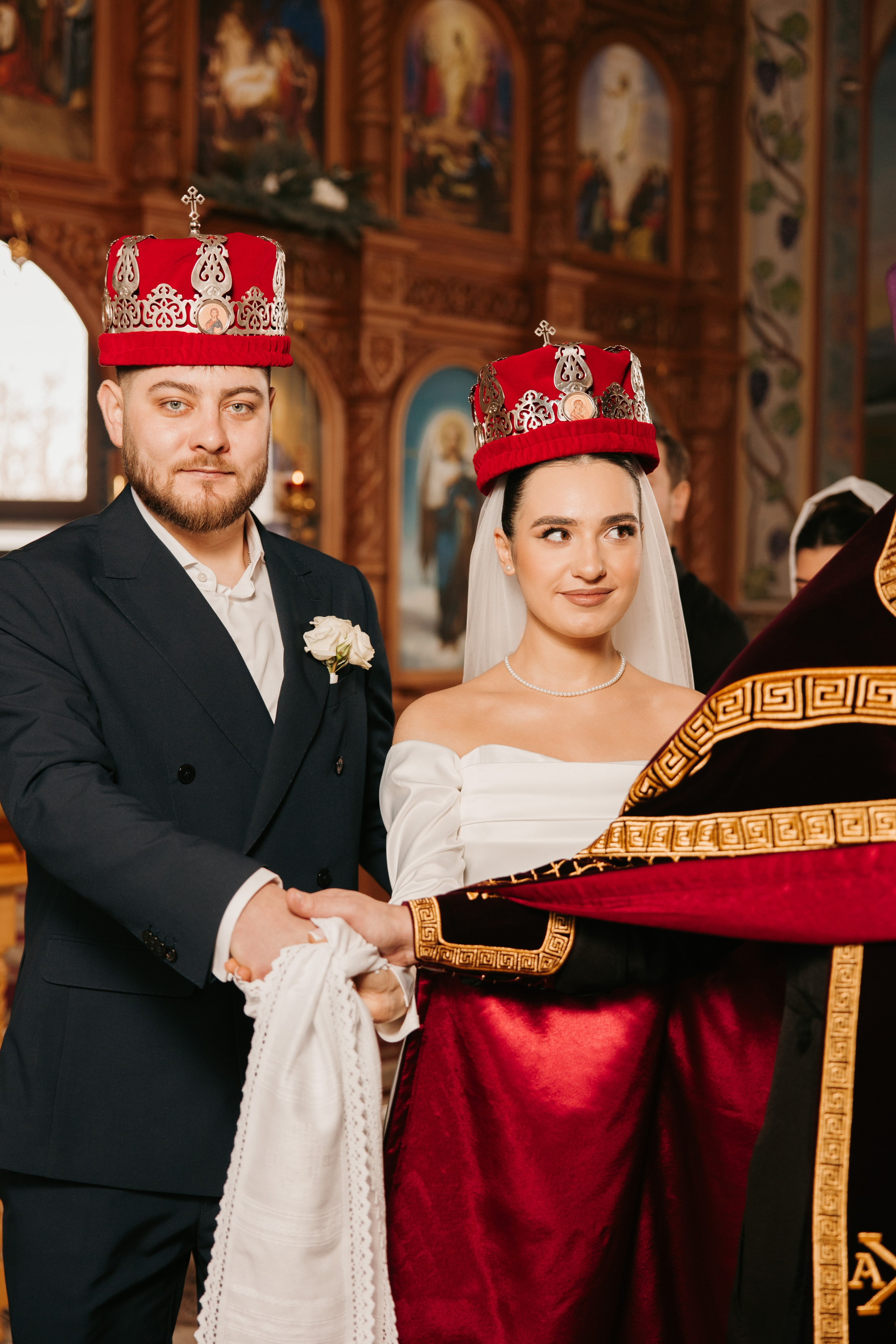 Madalin & Marinela. Main