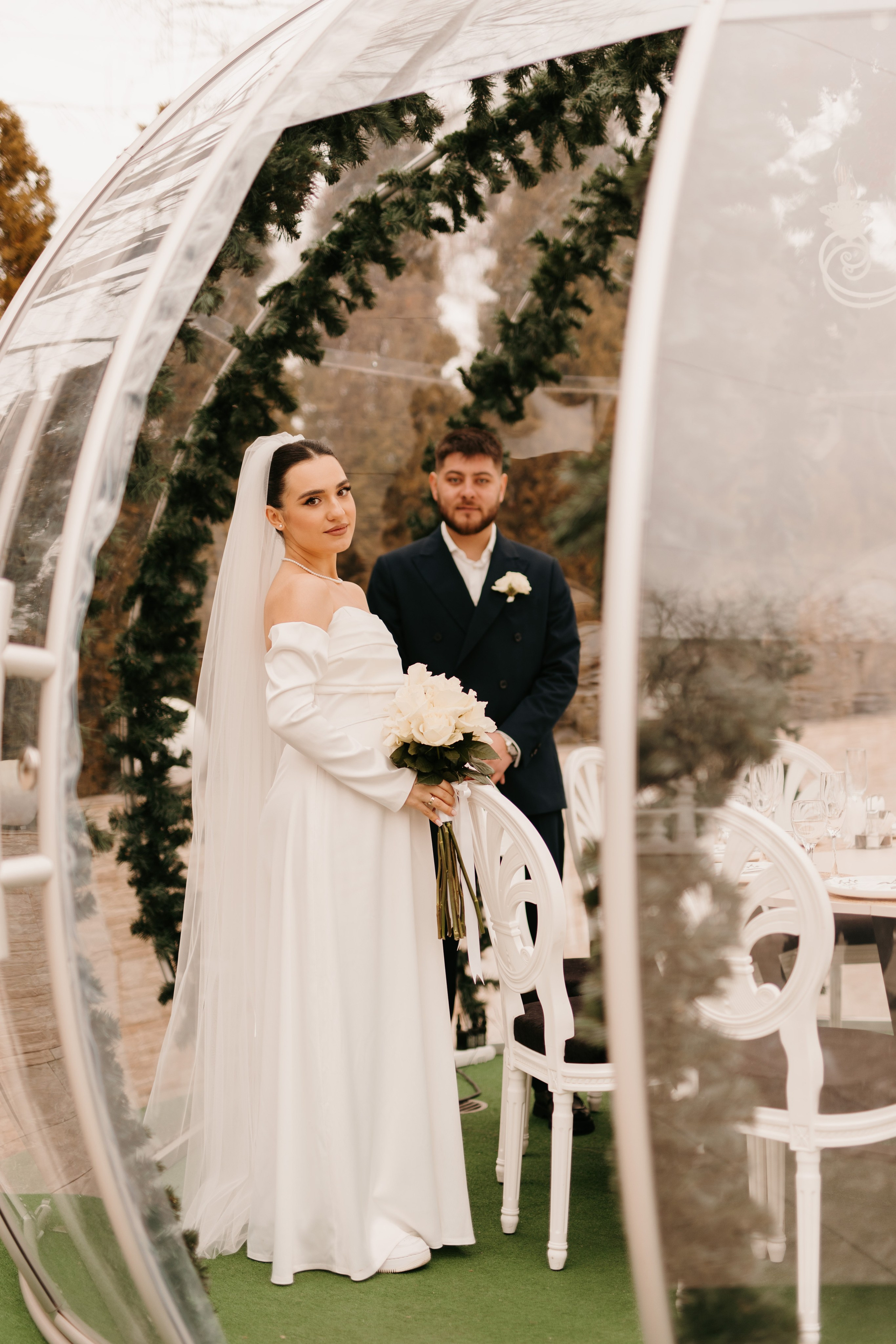 Madalin & Marinela. Main