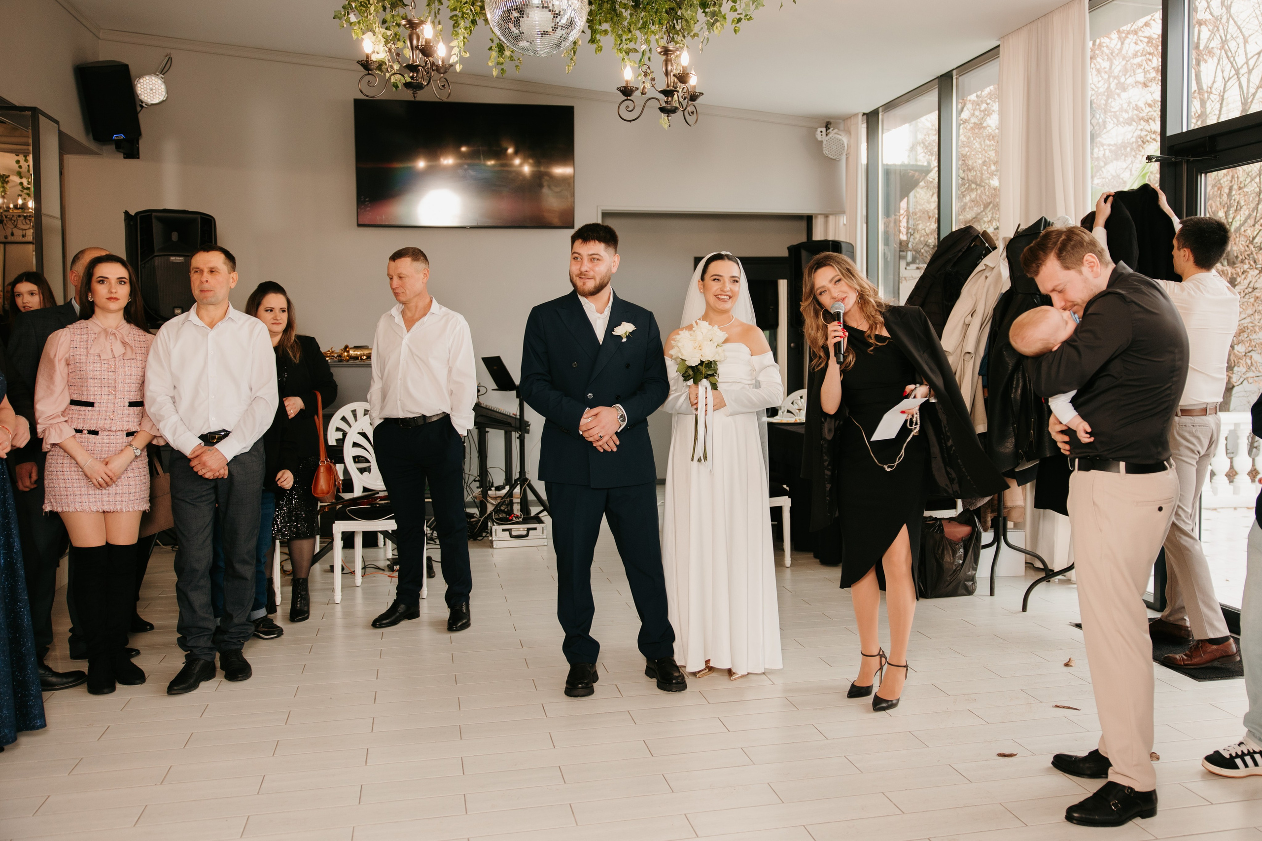 Madalin & Marinela. Main