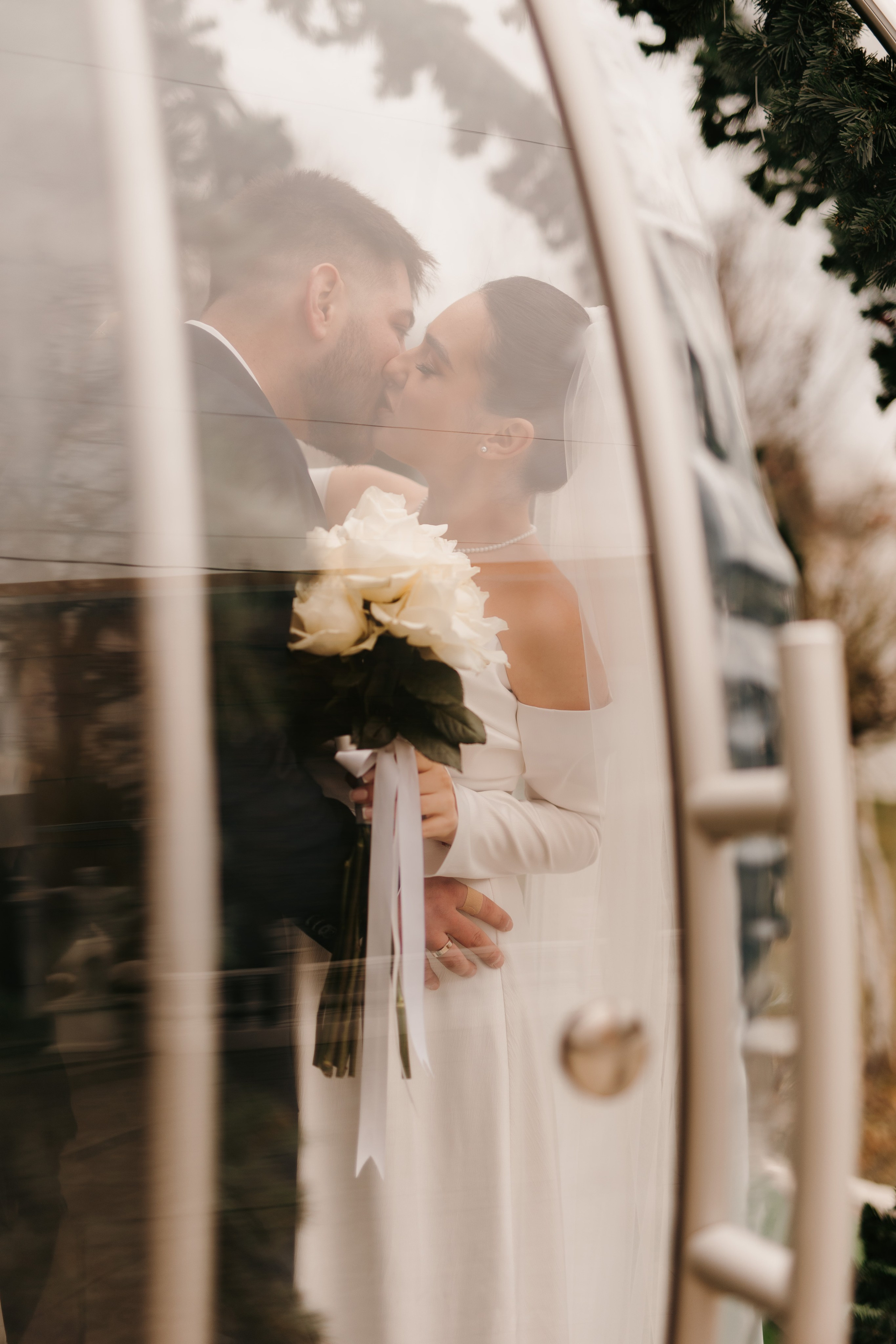 Madalin & Marinela. Main